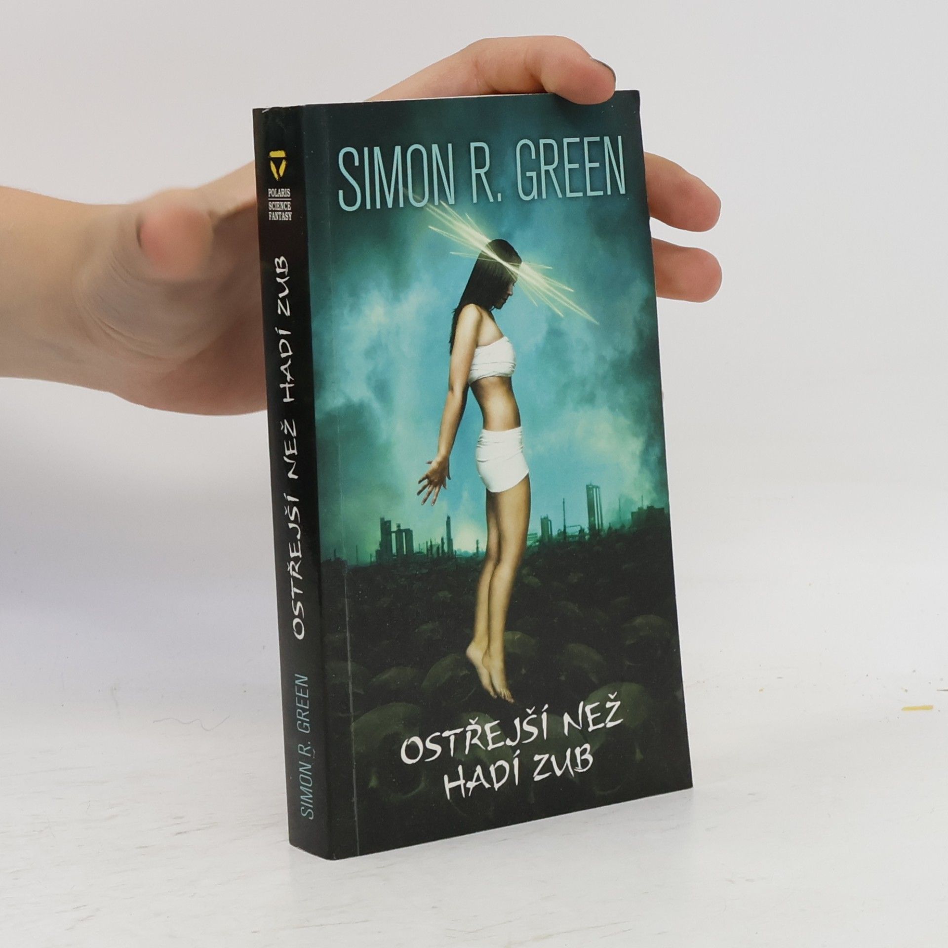 Simon R. Green Ostřejší než hadí zub