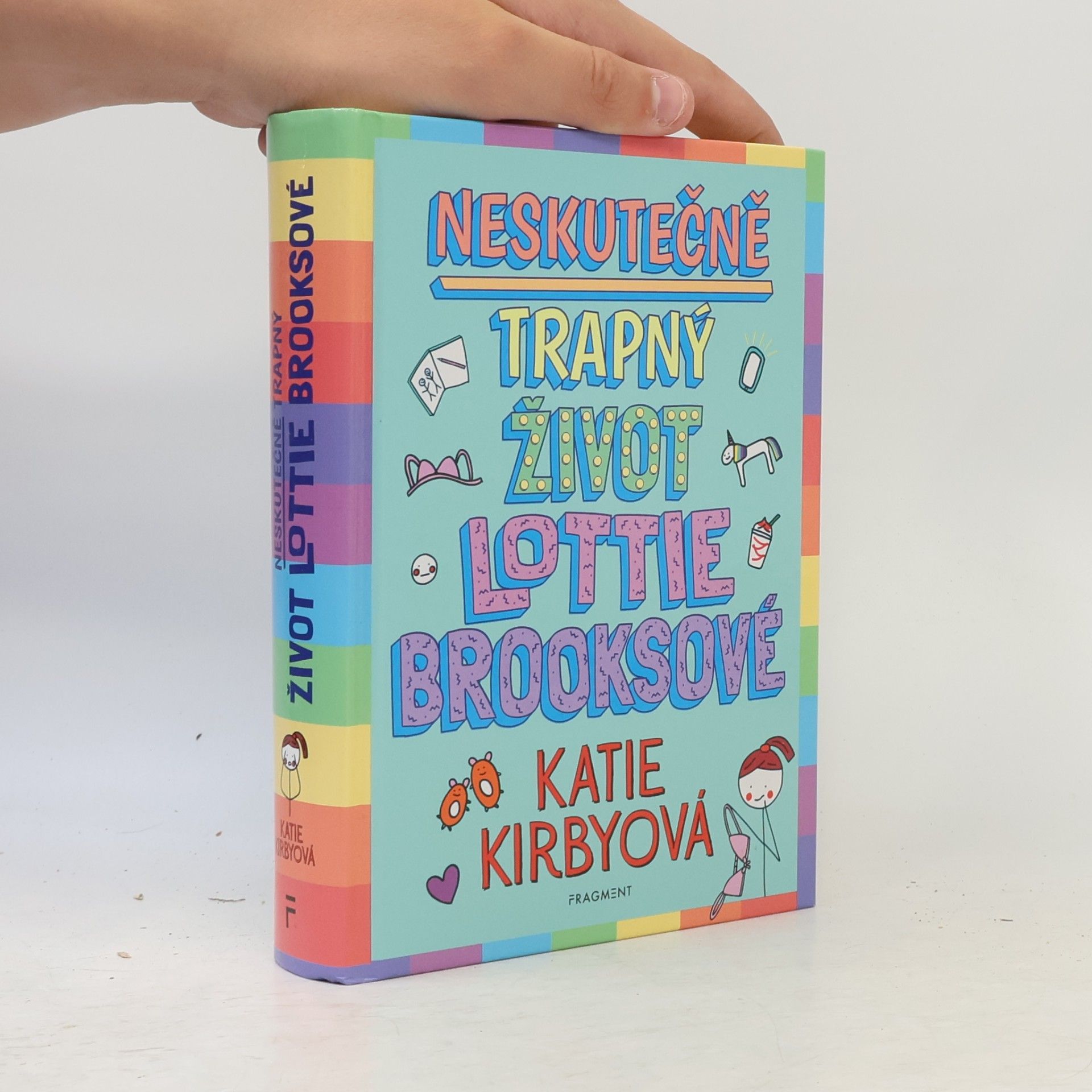 Katie Kirby Neskutečně trapný život Lottie Brooksové