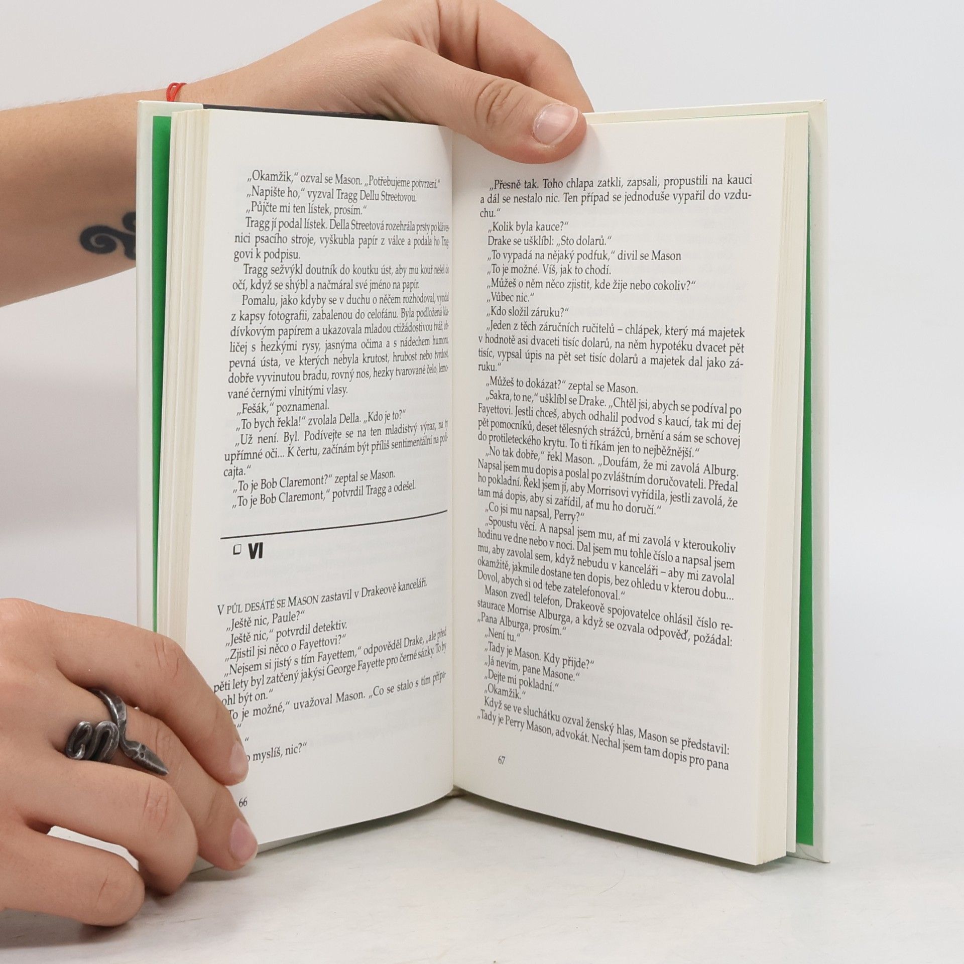 Erle Stanley Gardner Případ kožíšku prožraného moly