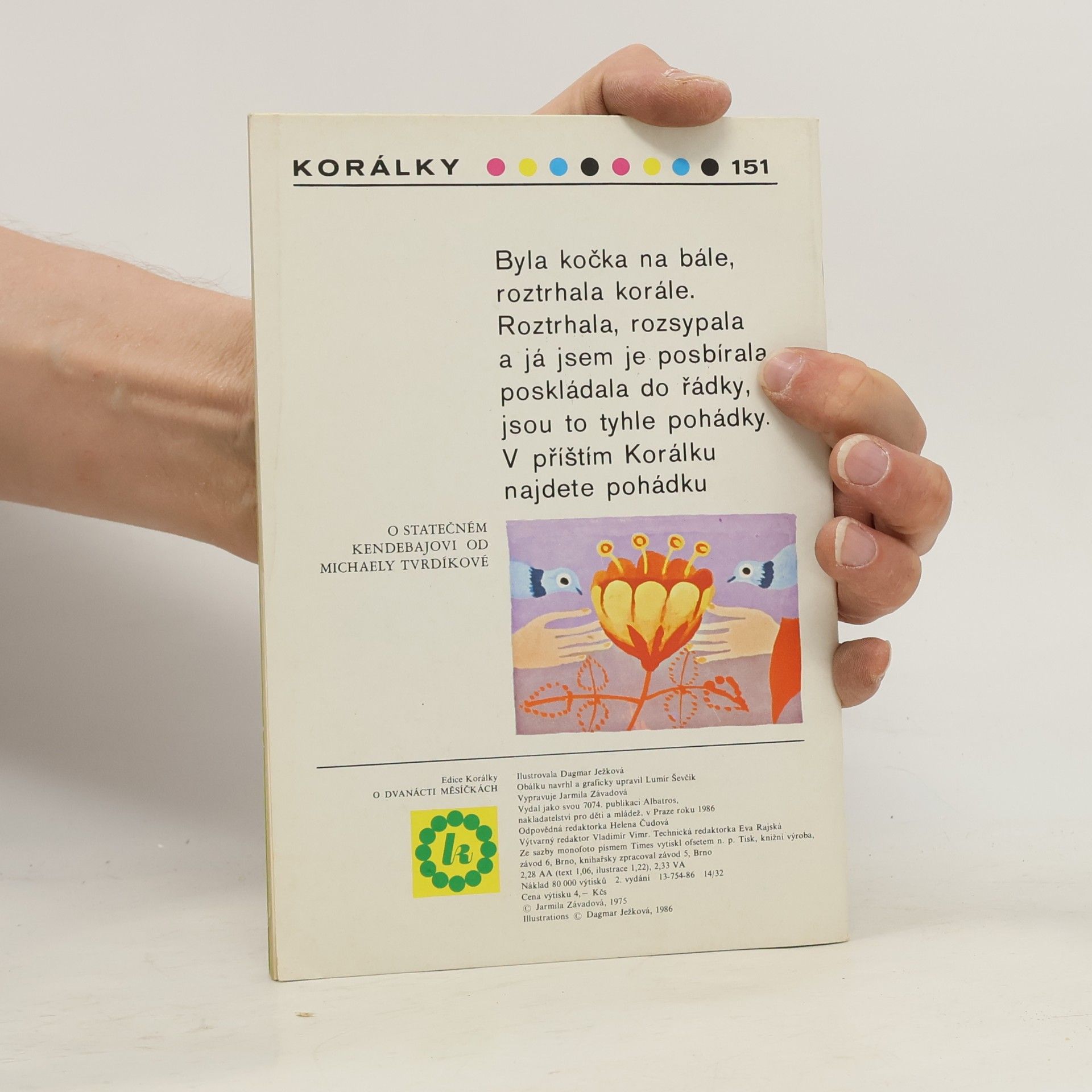 Collectif d'auteurs O dvanácti měsíčkách