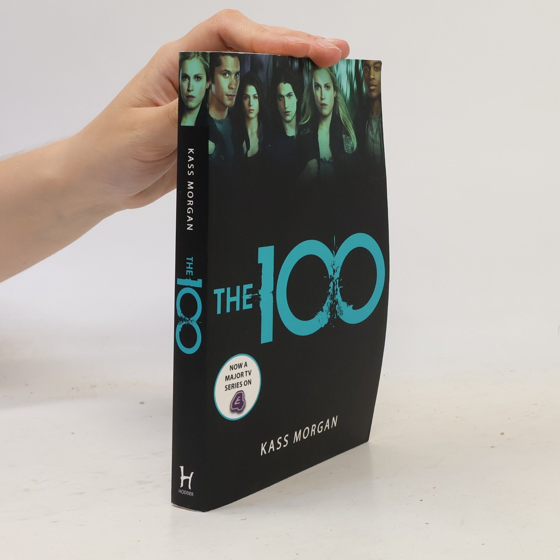 Kass Morgan The 100