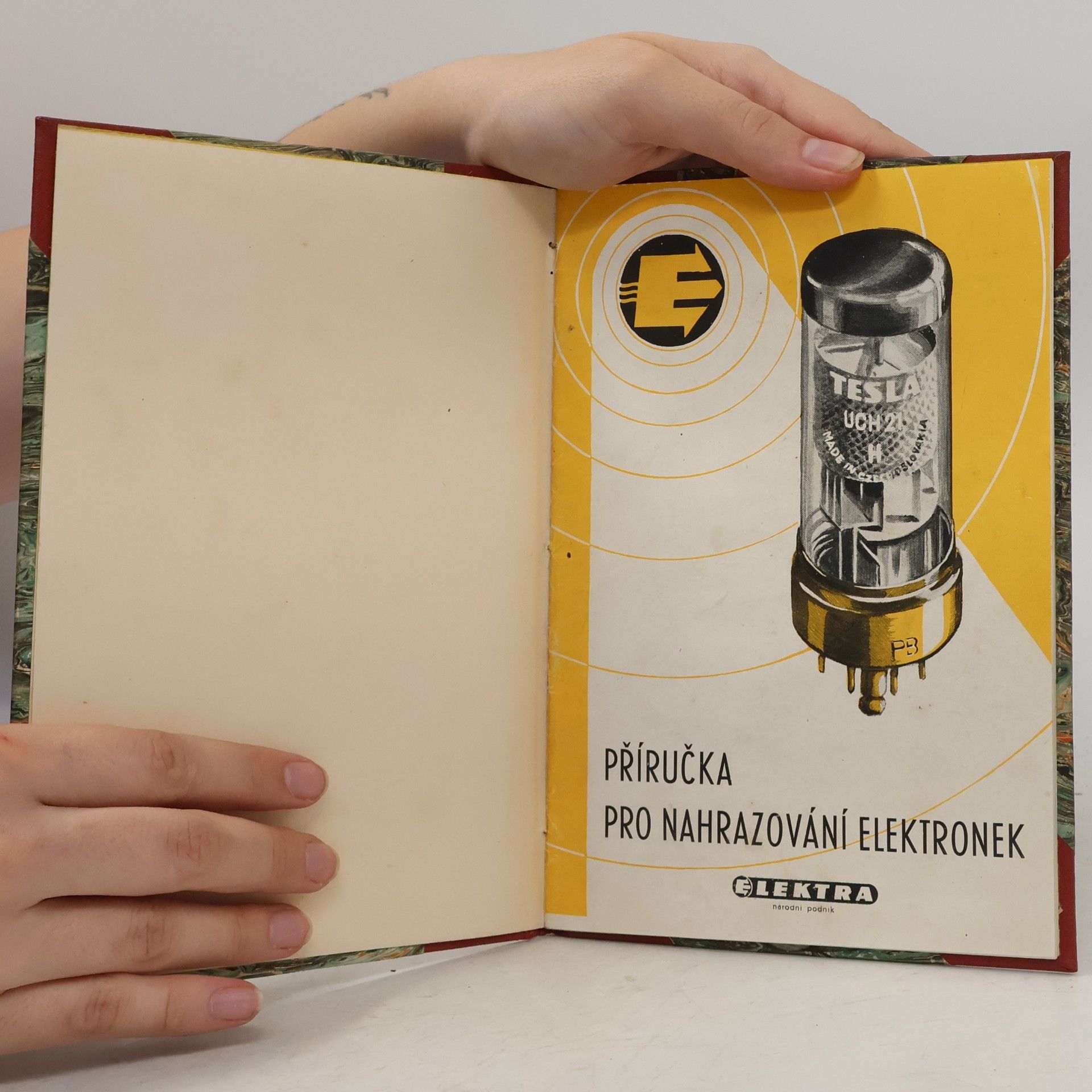 Kolektiv autorů Příručka pro nahrazování elektronek