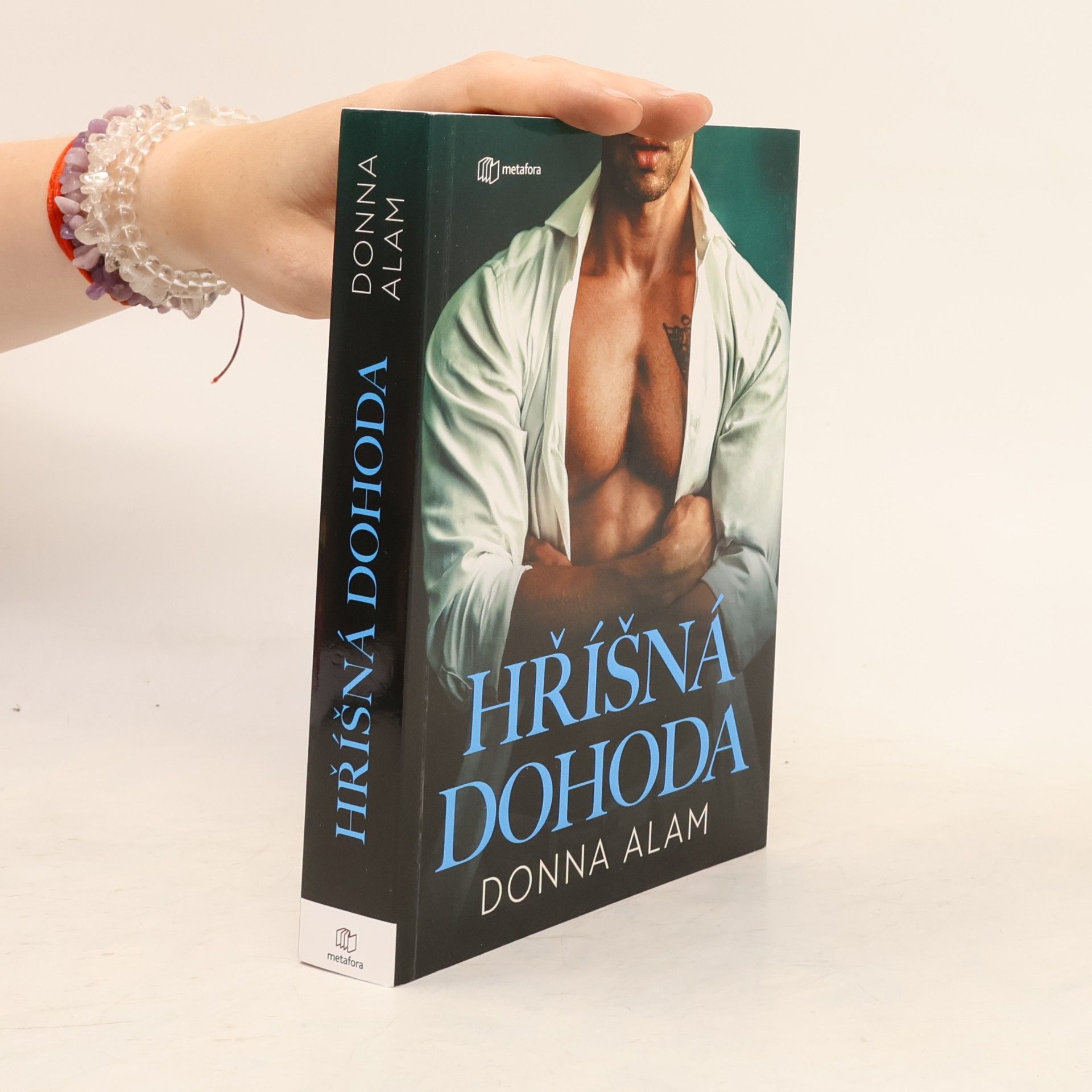 Donna Alam Hříšná dohoda