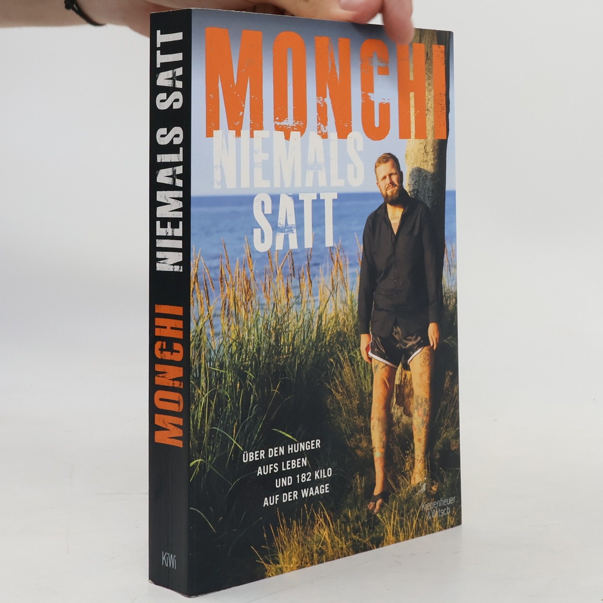 Monchi Niemals satt