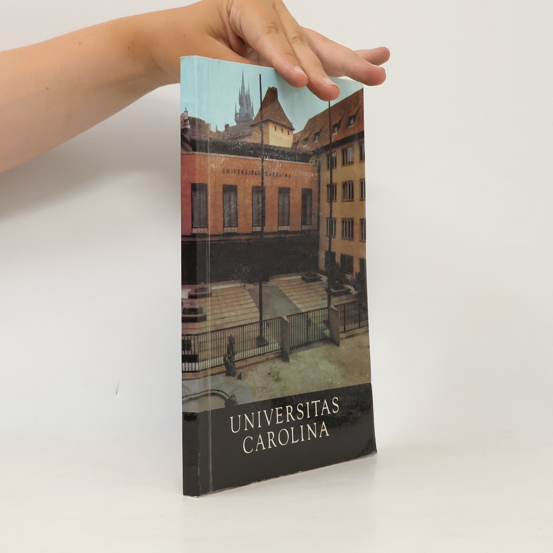 Various authors Universitas Carolina 1348-1984