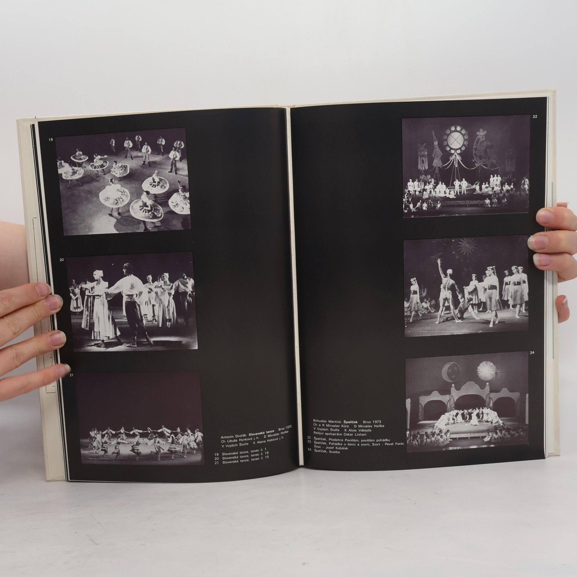 Collectif d'auteurs 90 let stálého českého divadla v Brně