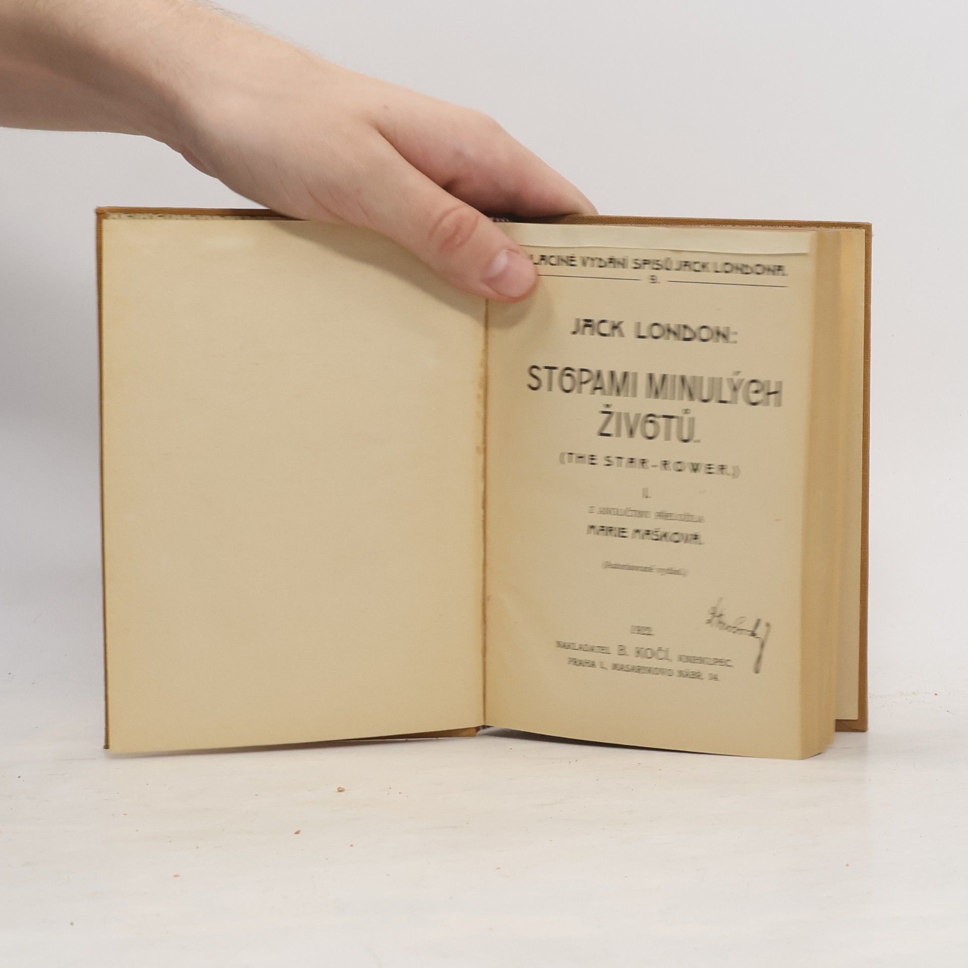 Jack London Stopami minulých životů I.