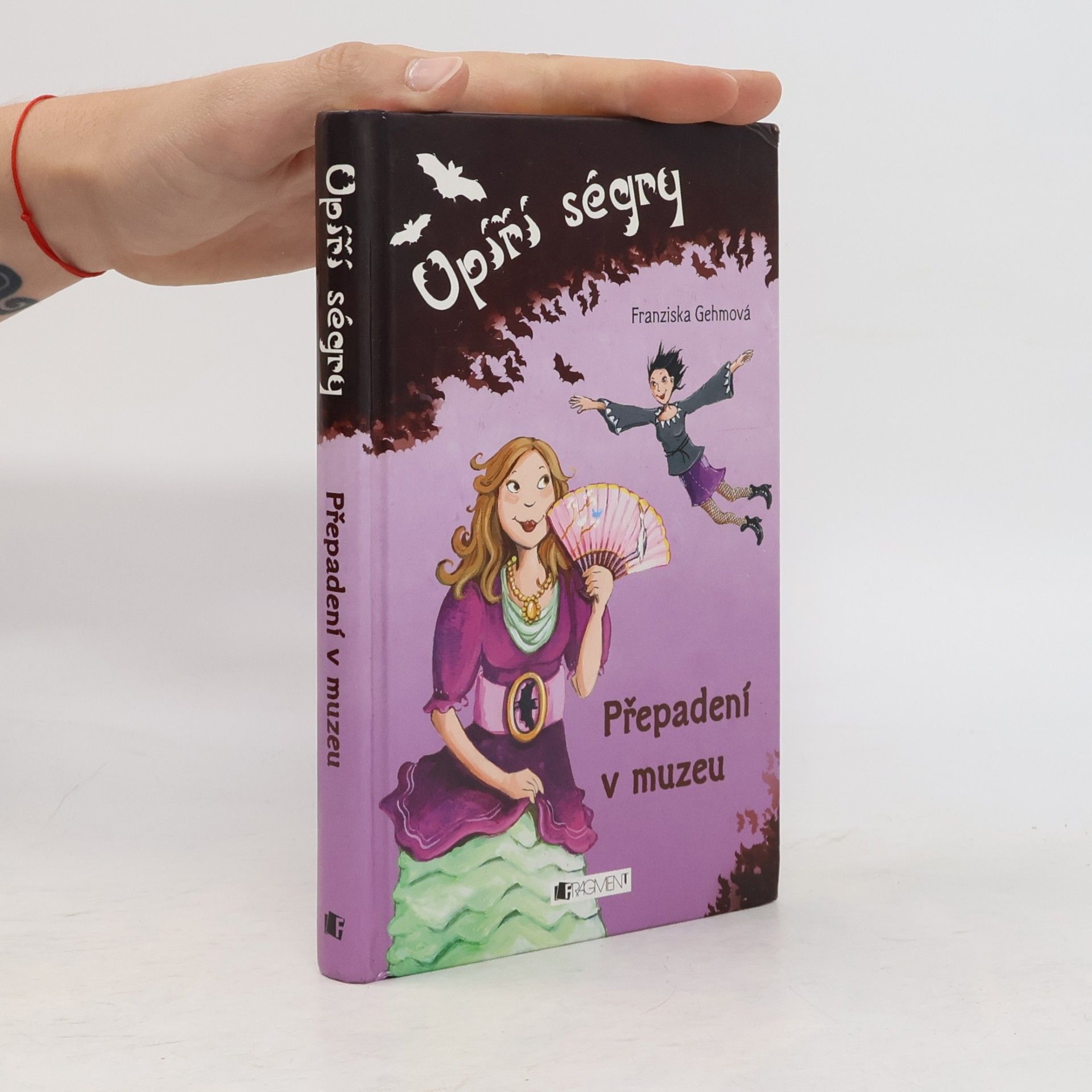 Franziska Gehm Upíří ségry. Přepadení v muzeu