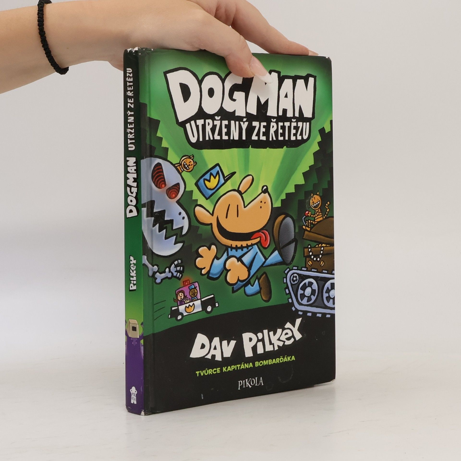 Dav Pilkey Dogman utržený ze řetězu