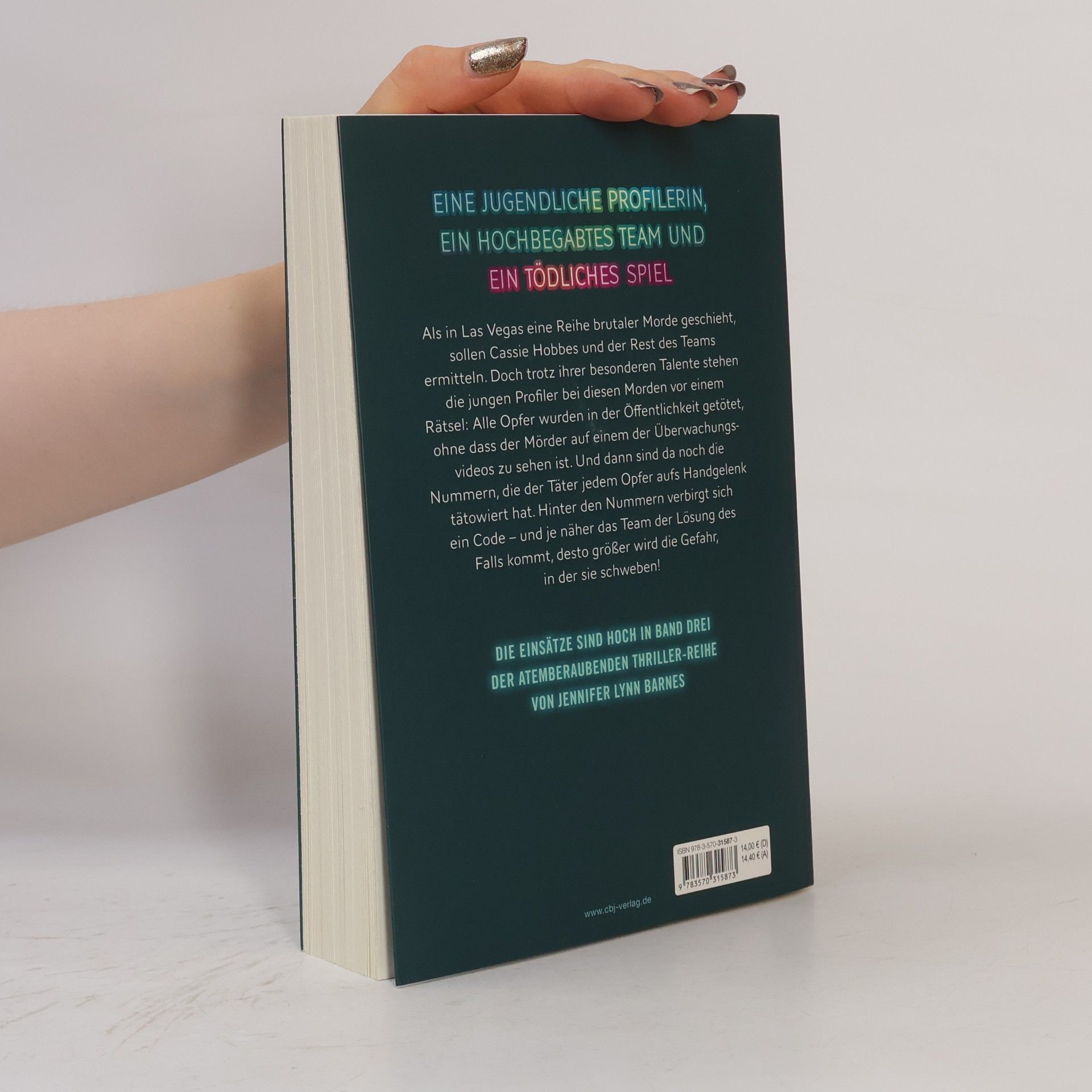 Jennifer Lynn Barnes Cold Case Academy – Eine riskante Entscheidung. Die rasante Thriller-Reihe der Bestsellerautorin der »The Inheritance Games«-Reihe