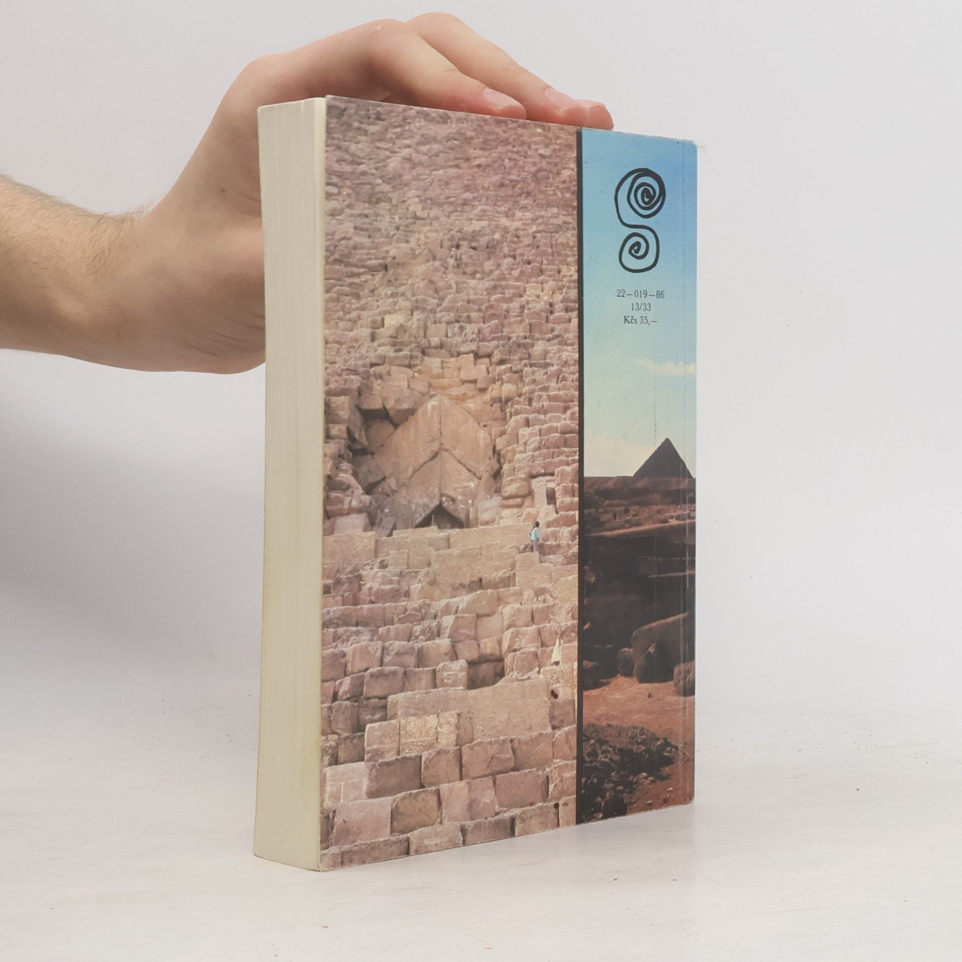 Vojtěch Zamarovský Jejich veličenstva pyramidy