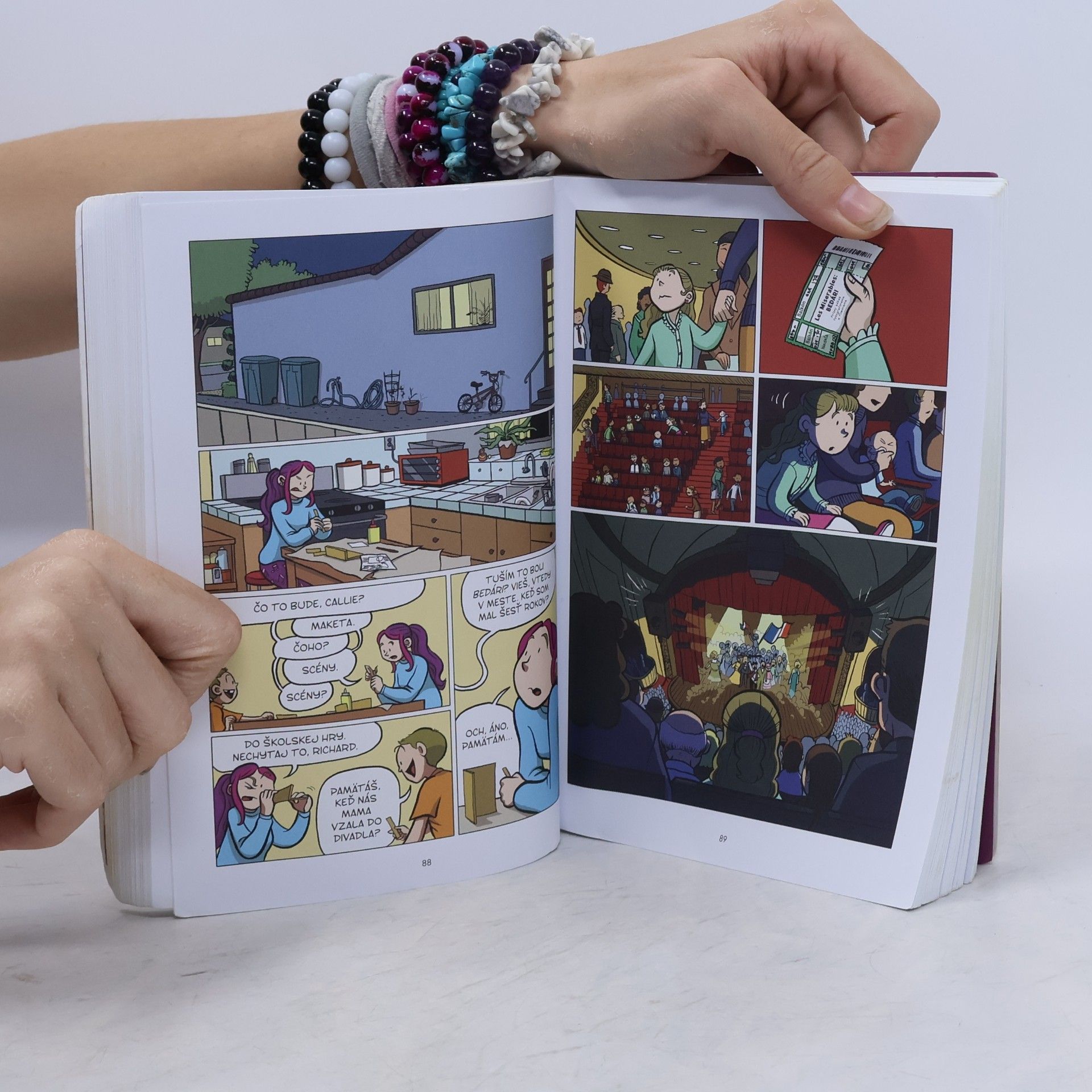 Raina Telgemeier Dráma