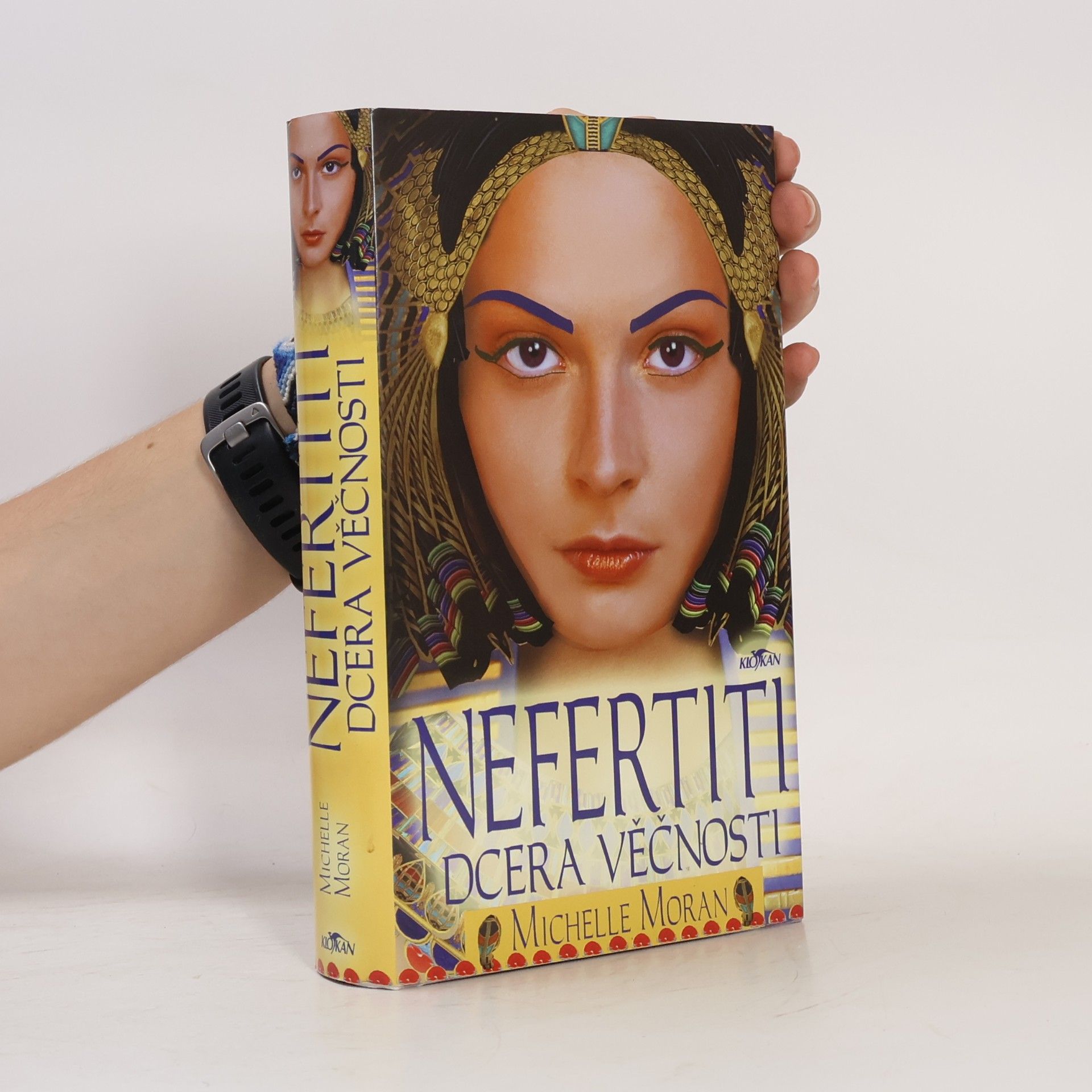 Michelle Moran Nefertiti : dcera věčnosti