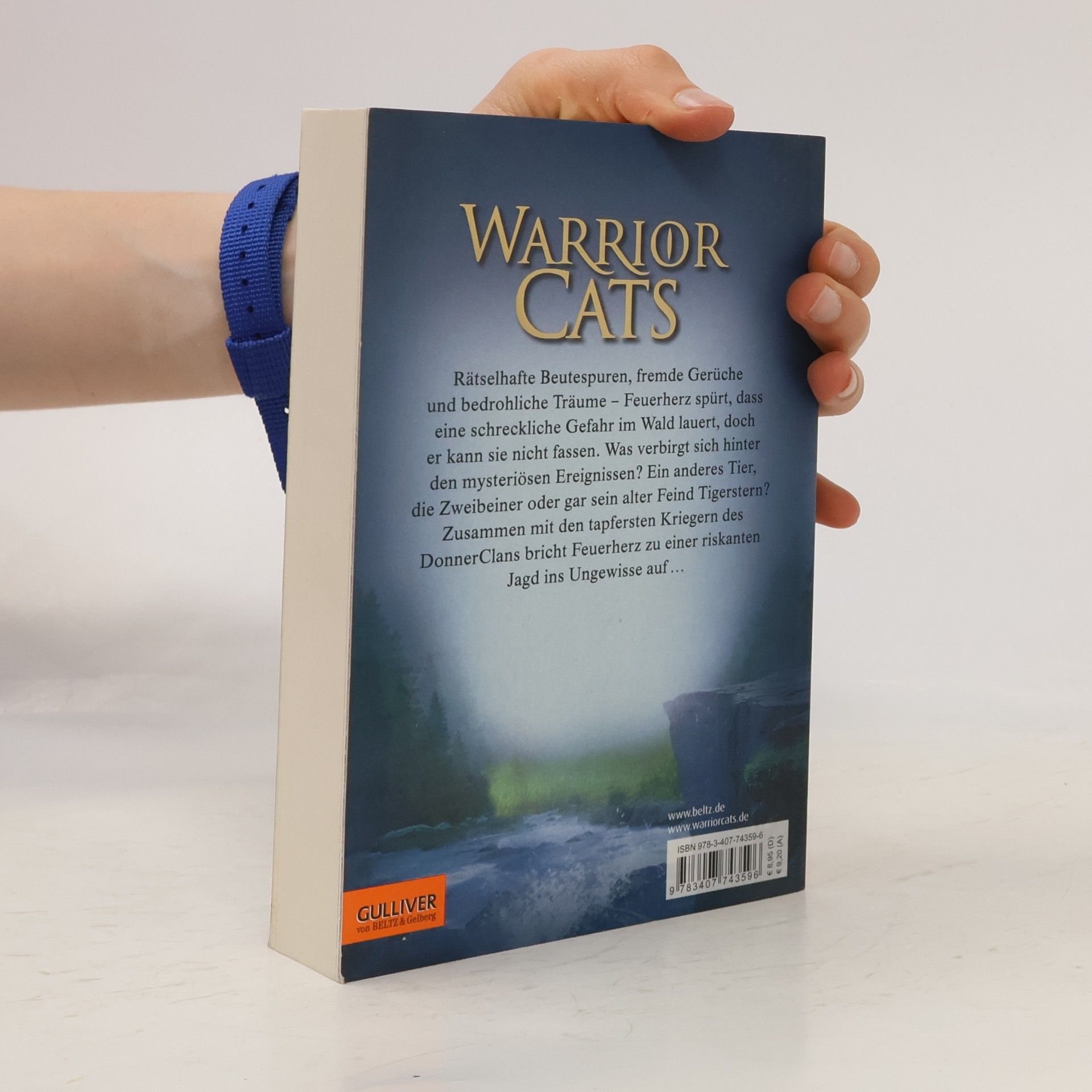Erin Hunter Warrior Cats. Gefährliche Spuren