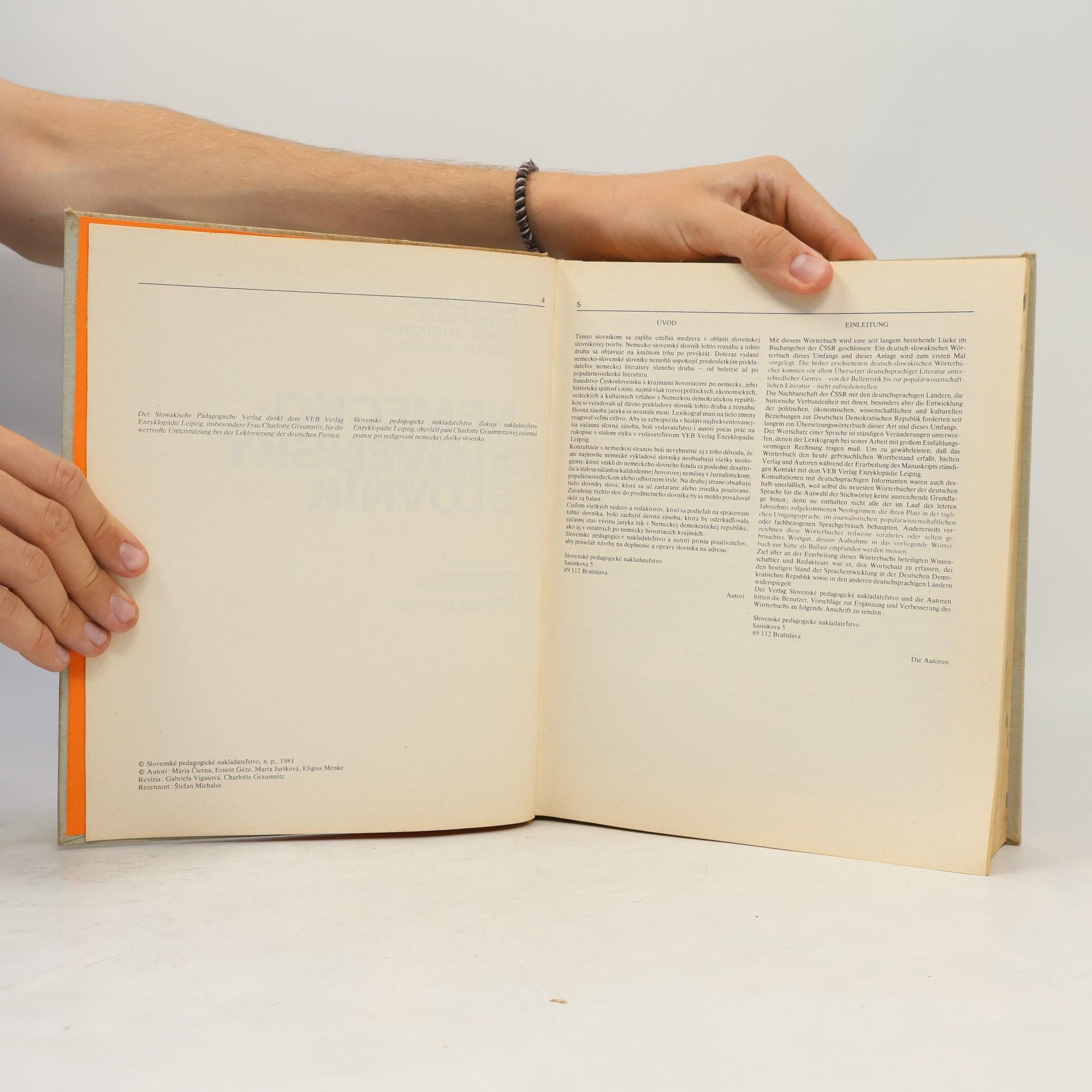 Mária Čierna Nemecko-slovenský slovník, Deutsch-slowakisches Wörterbuch