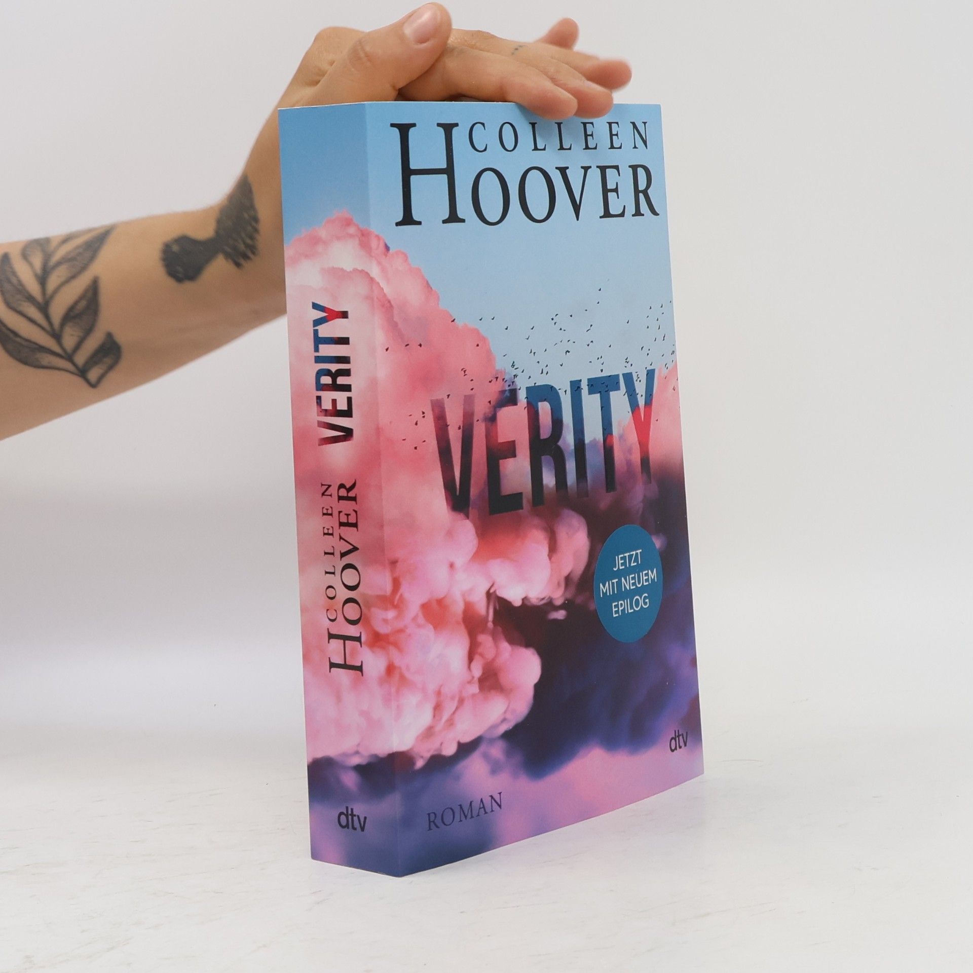 Colleen Hoover Verity