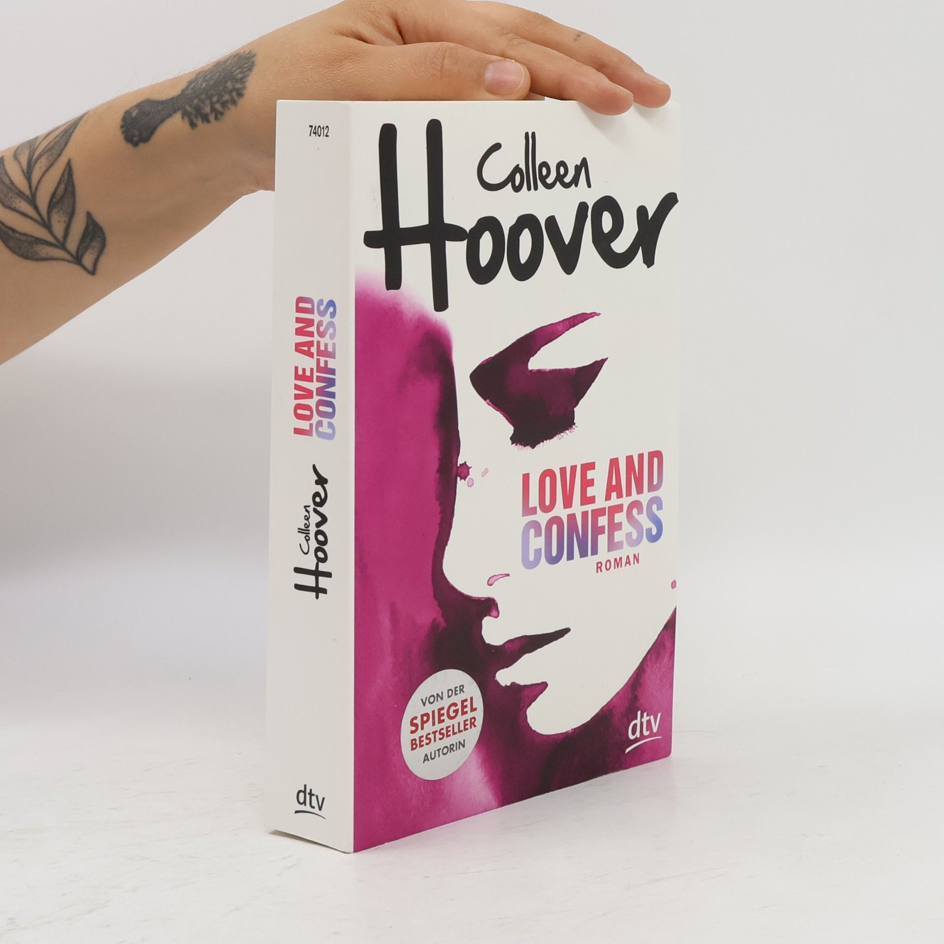 Colleen Hoover Love and confess