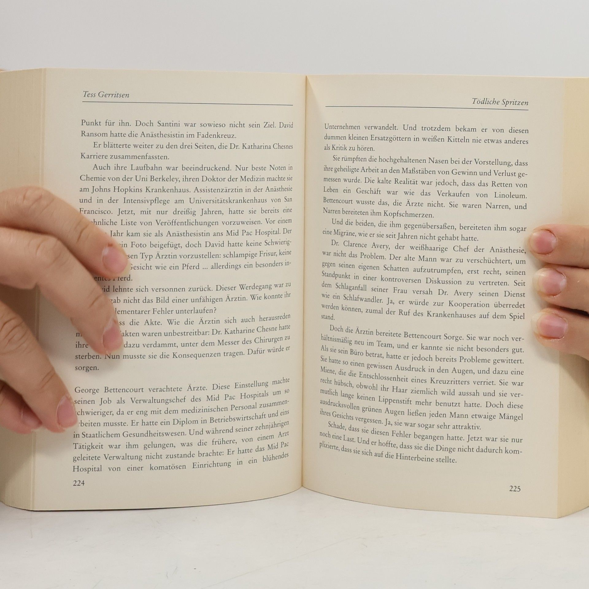 Tess Gerritsen Akteweiss