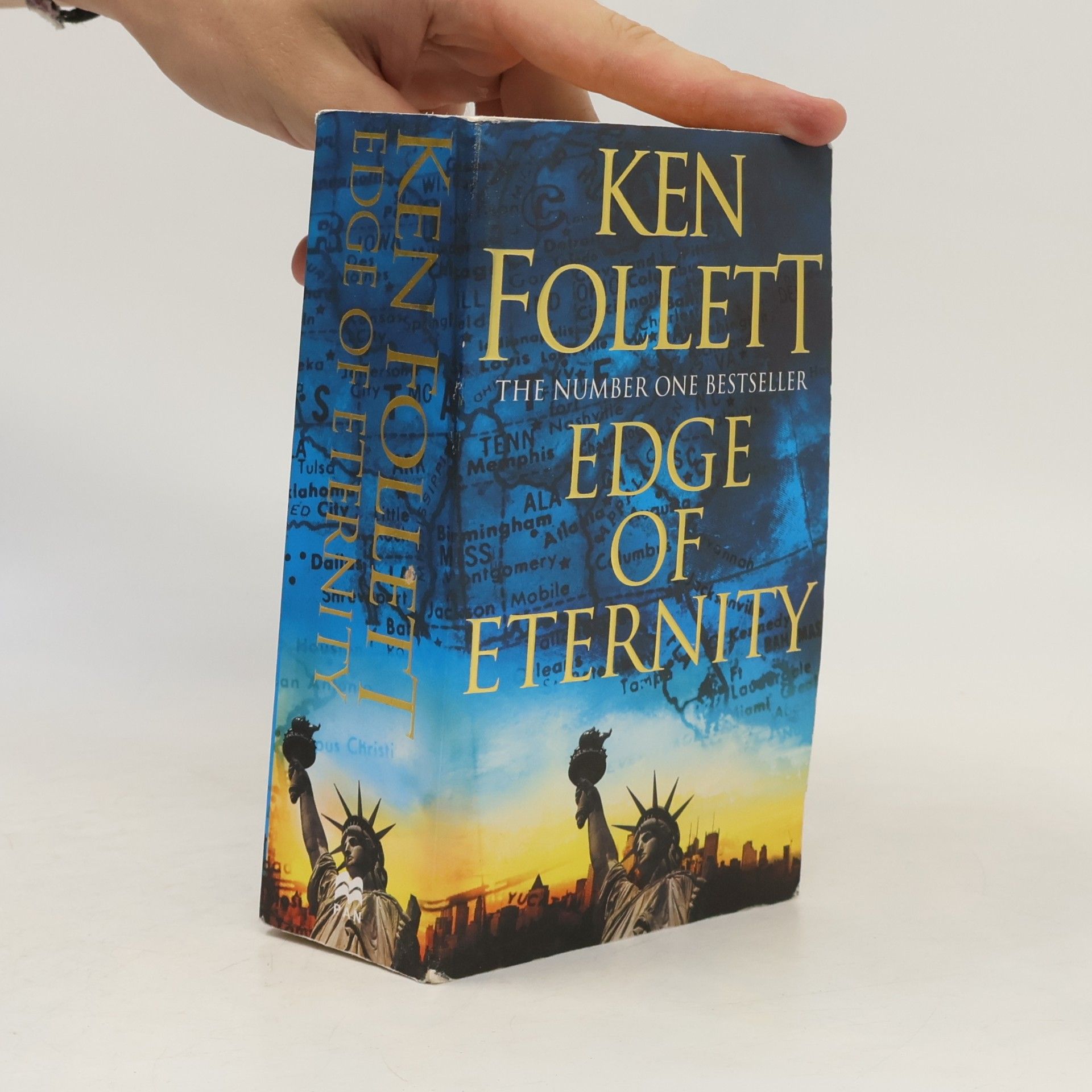 Ken Follett Edge of Eternity