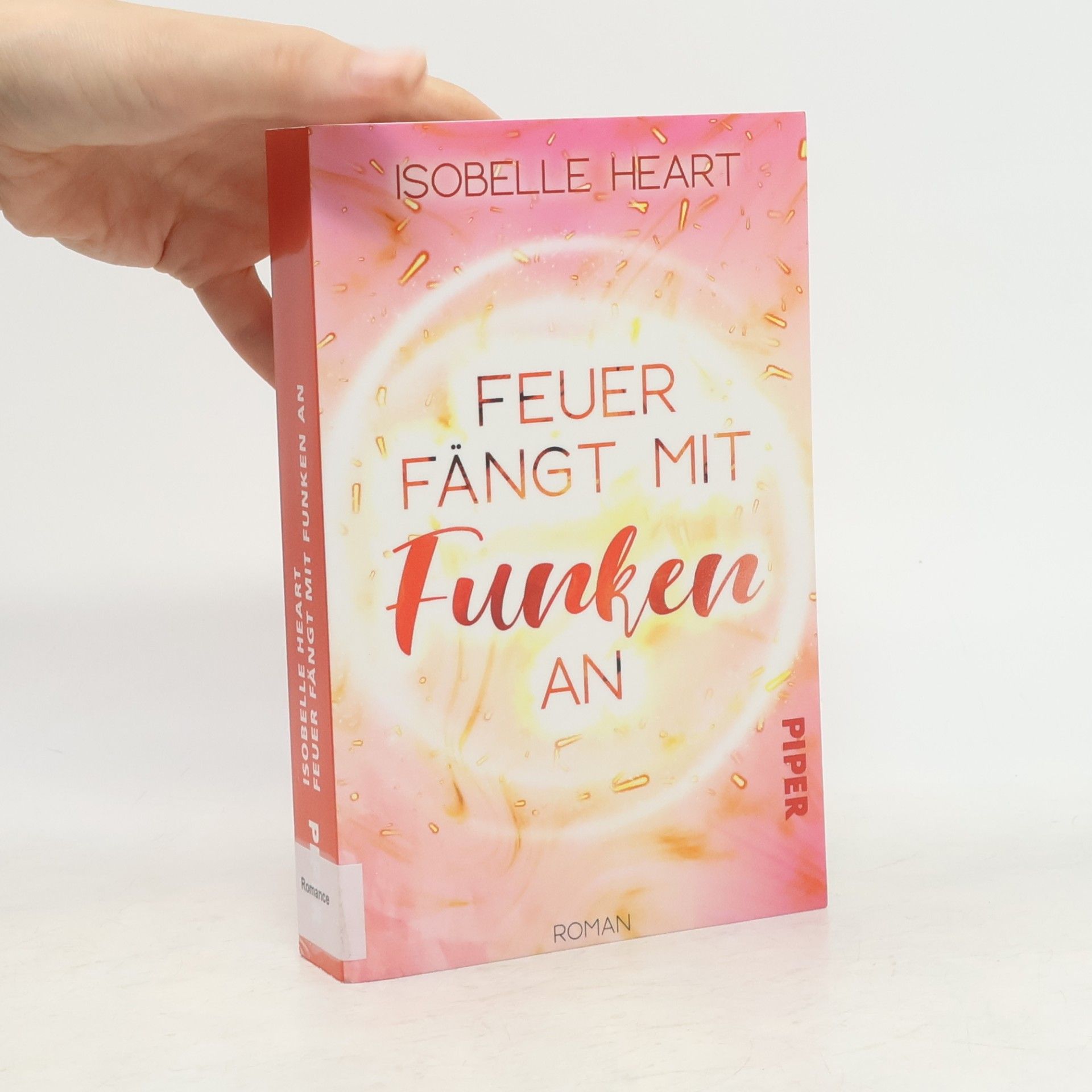 Isobelle Heart Feuer fängt mit Funken an