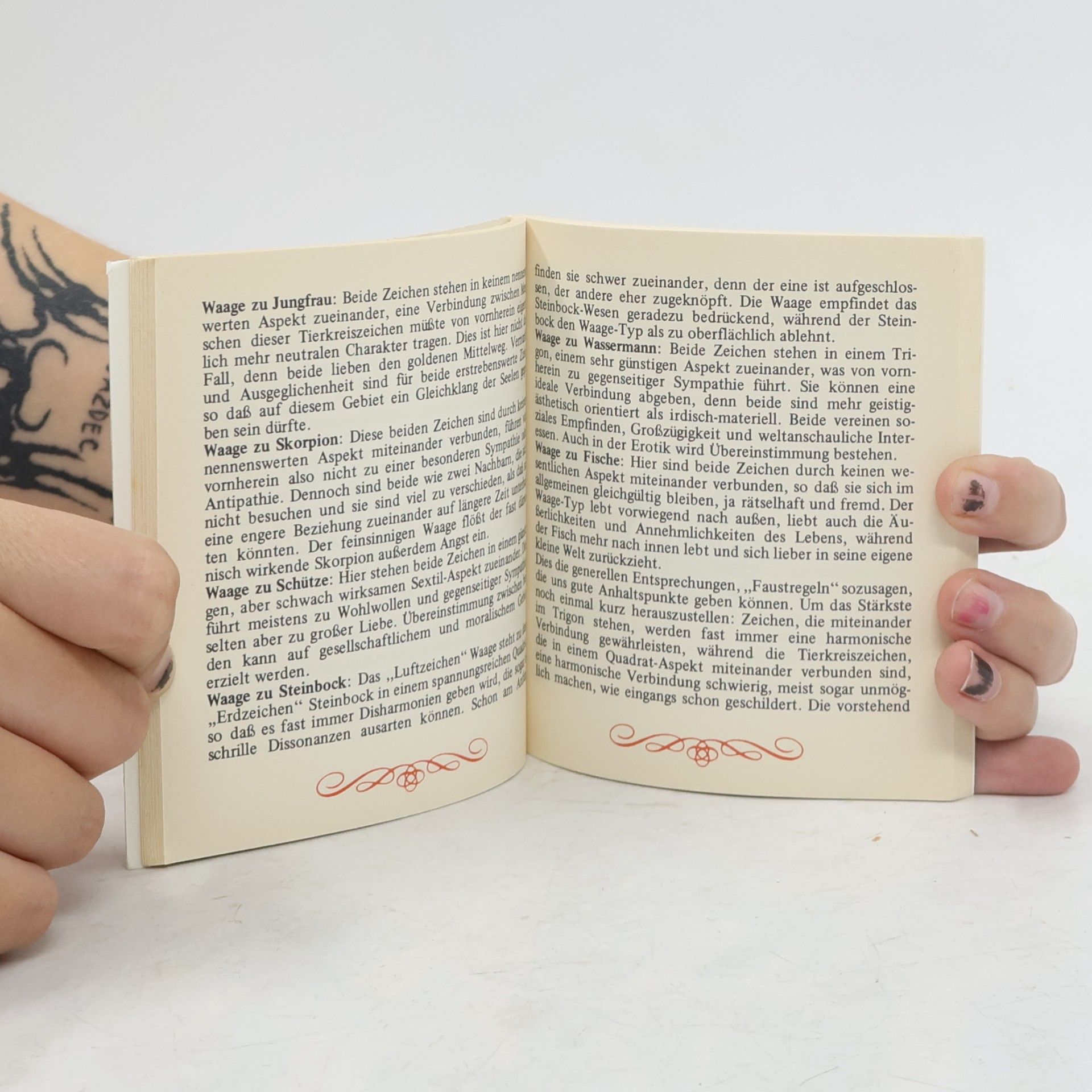 Autores varios Waage 24.9.-23.10.