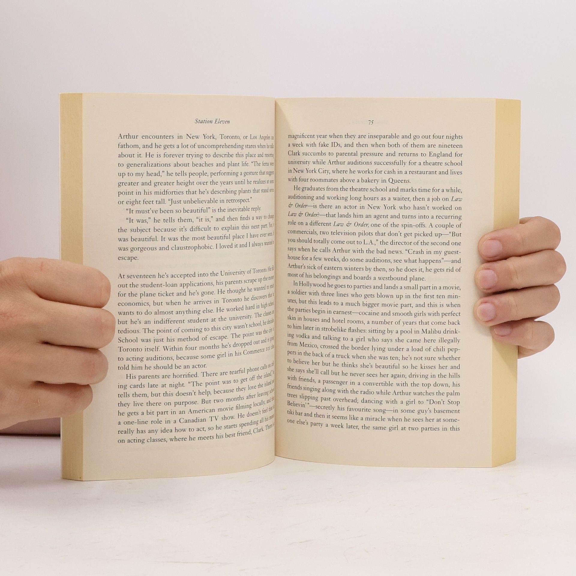Emily St. John Mandel Station eleven