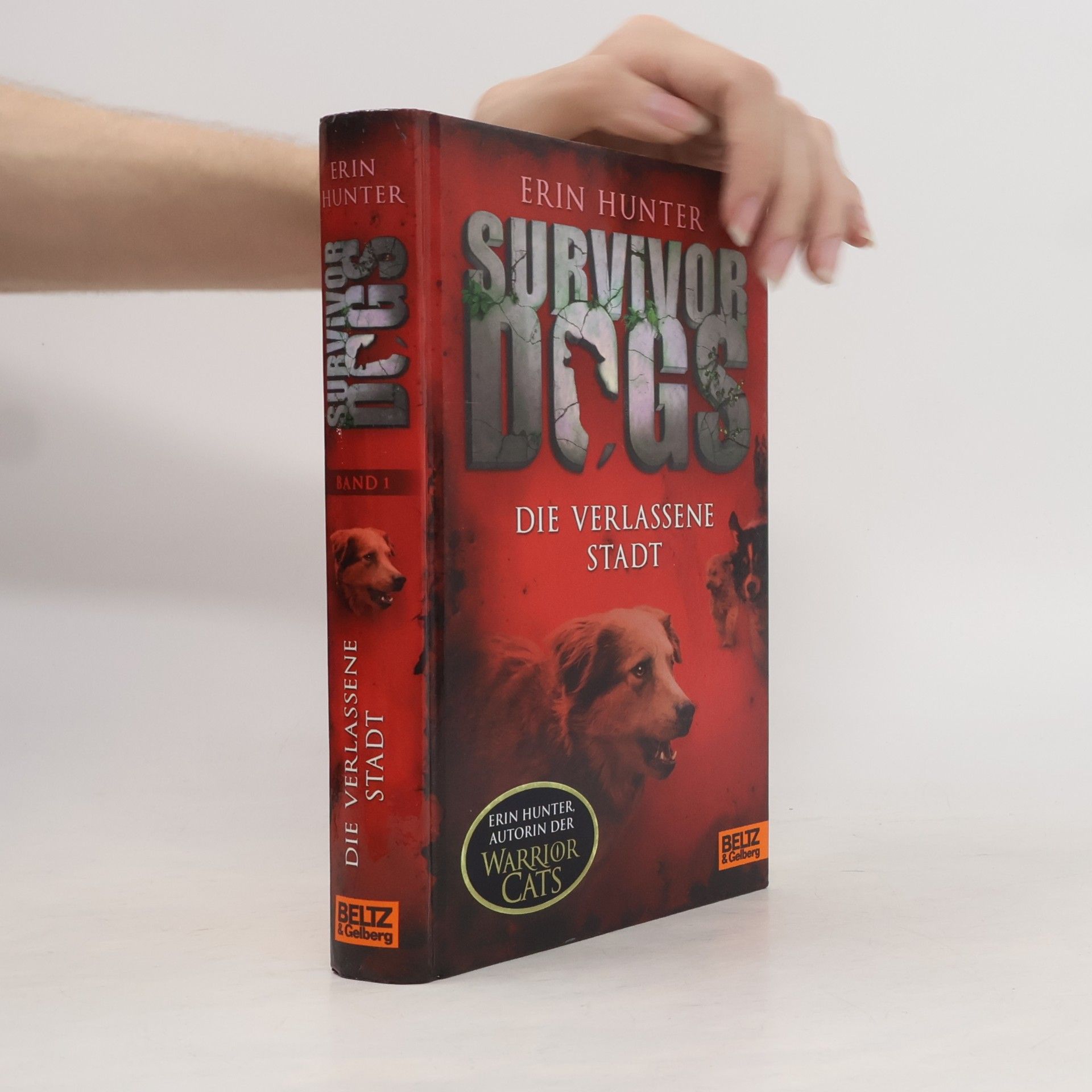 Erin Hunter Survivor Dogs