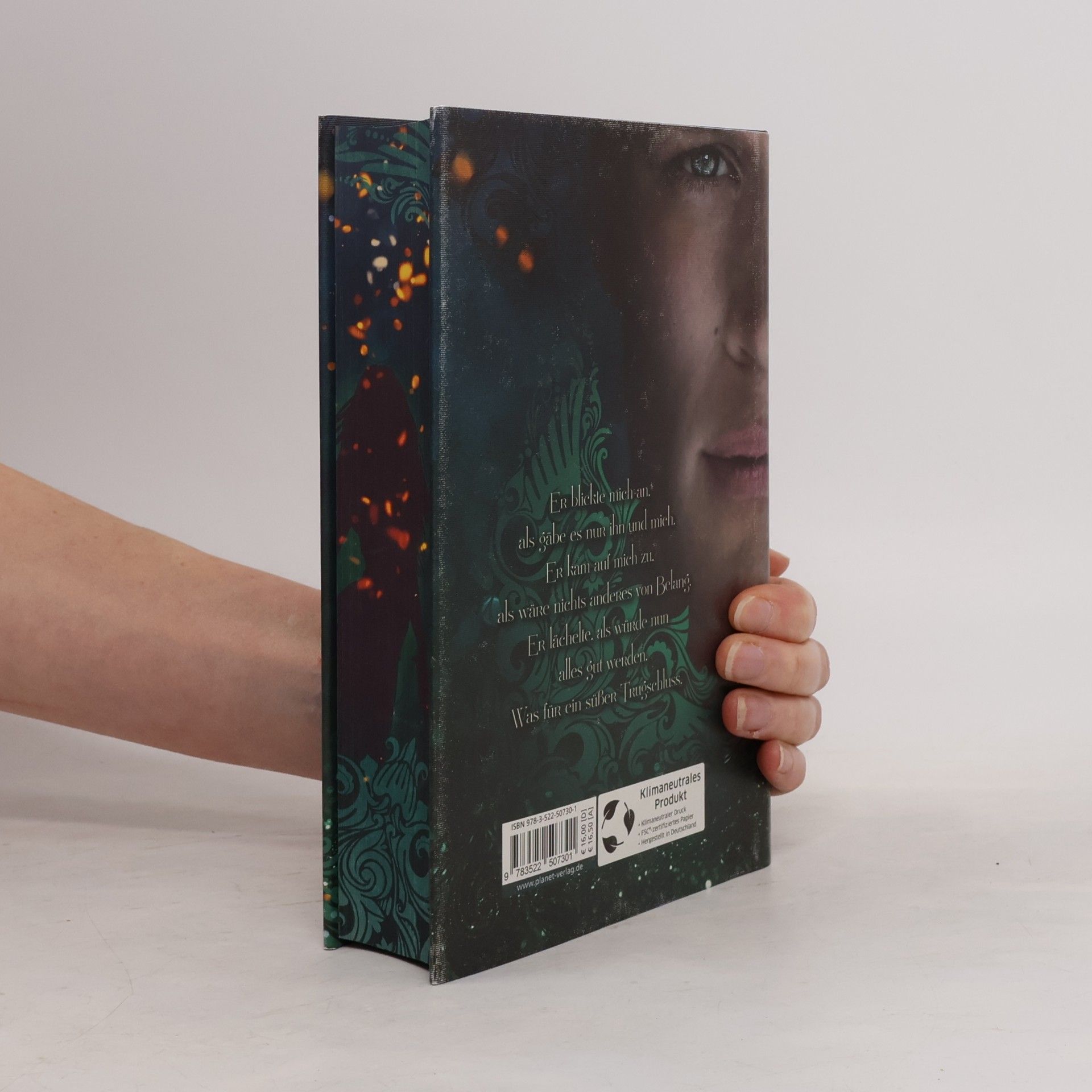 Julia Dippel Izara 6: Belial