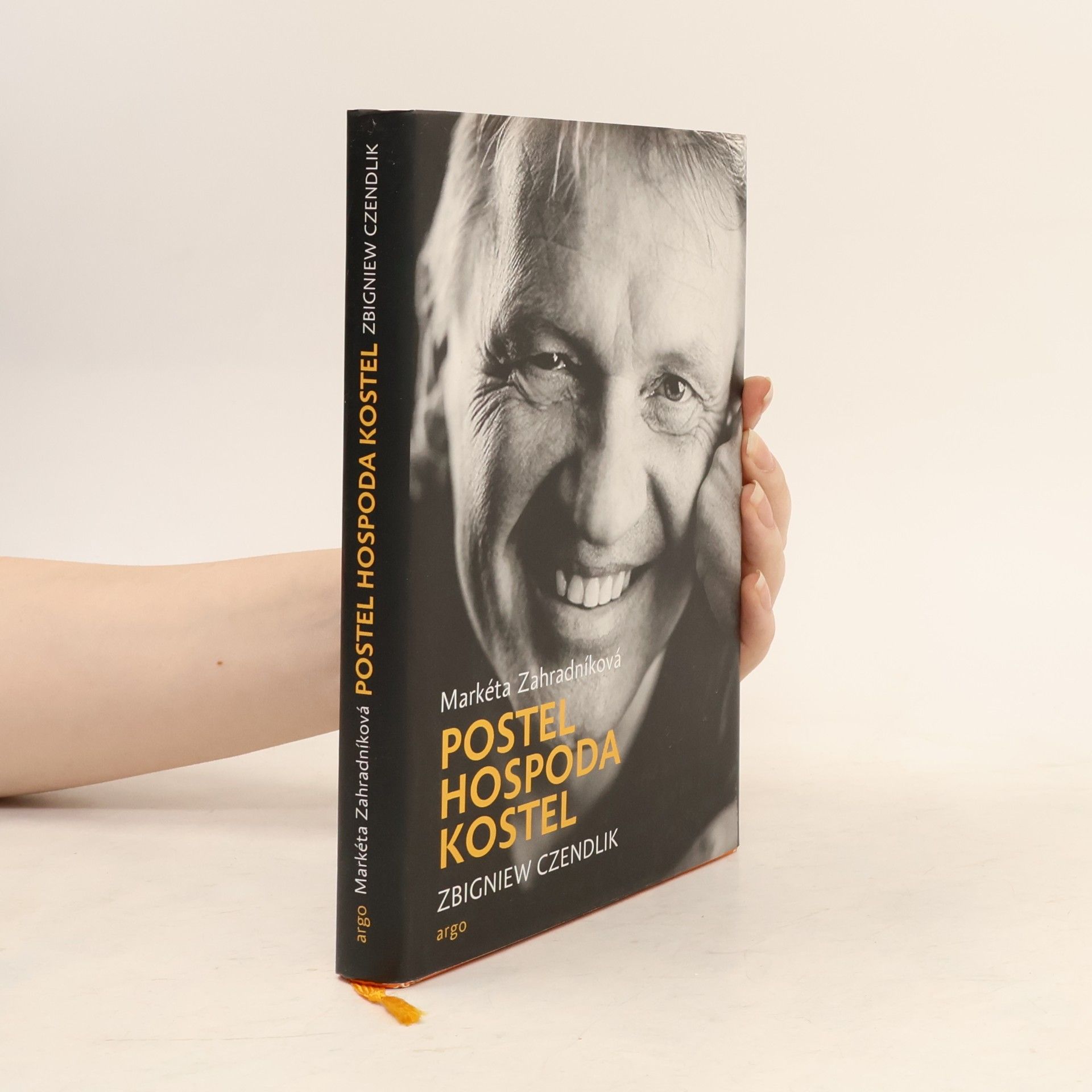 Markéta Zahradníková Postel, hospoda, kostel