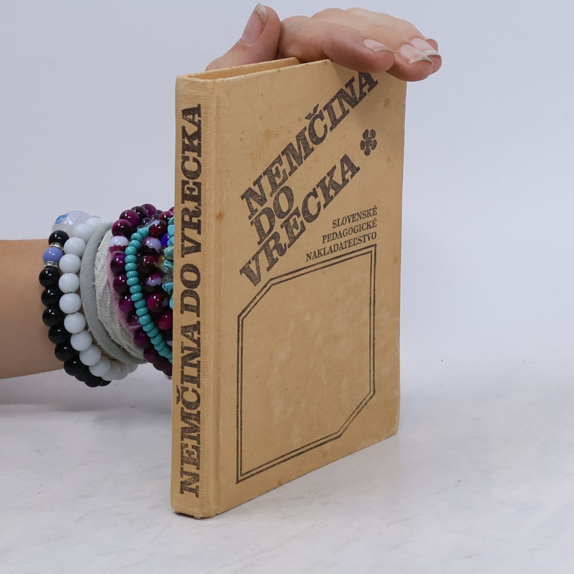 Collectif d'auteurs Nemčina do vrecka