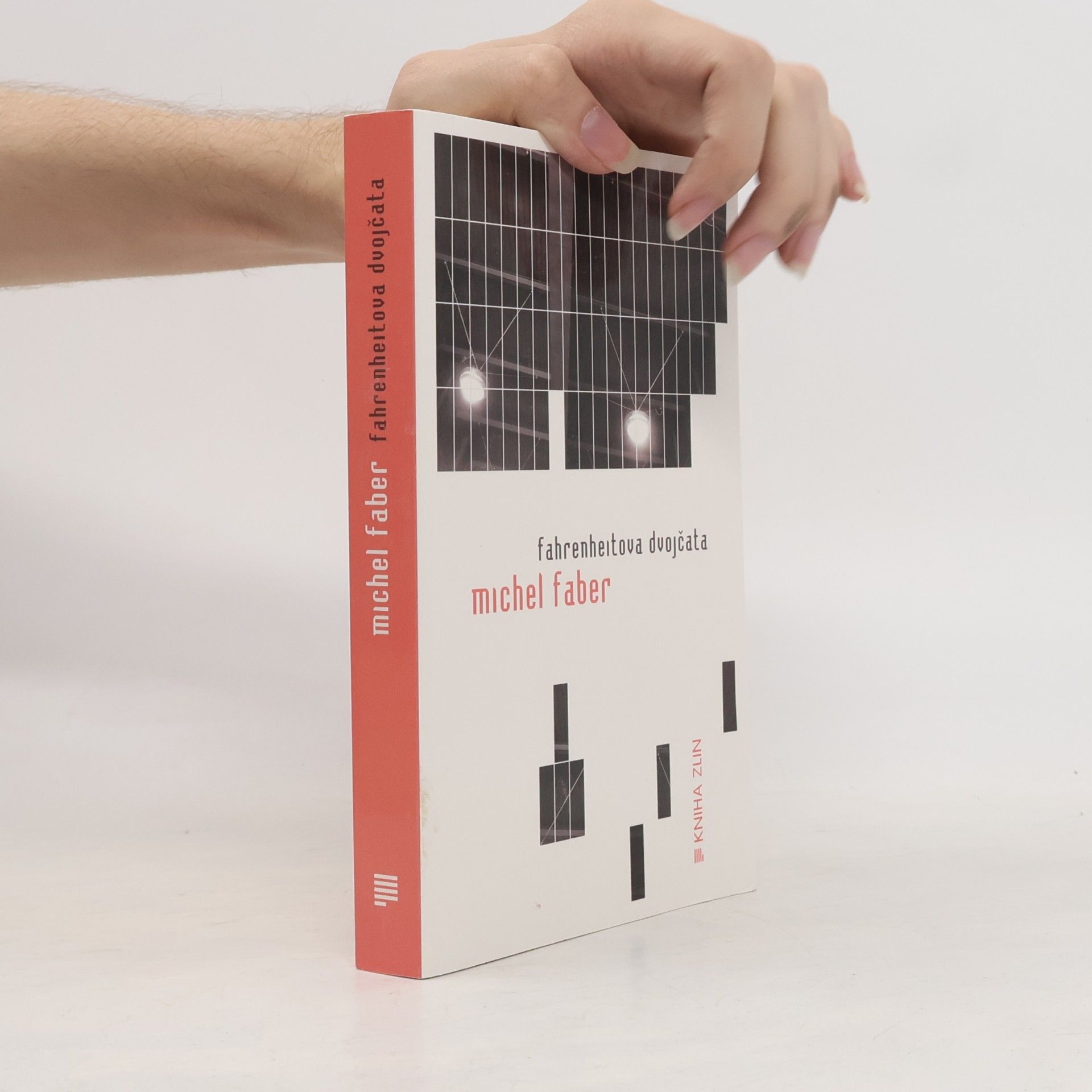 Michel Faber Fahrenheitova dvojčata