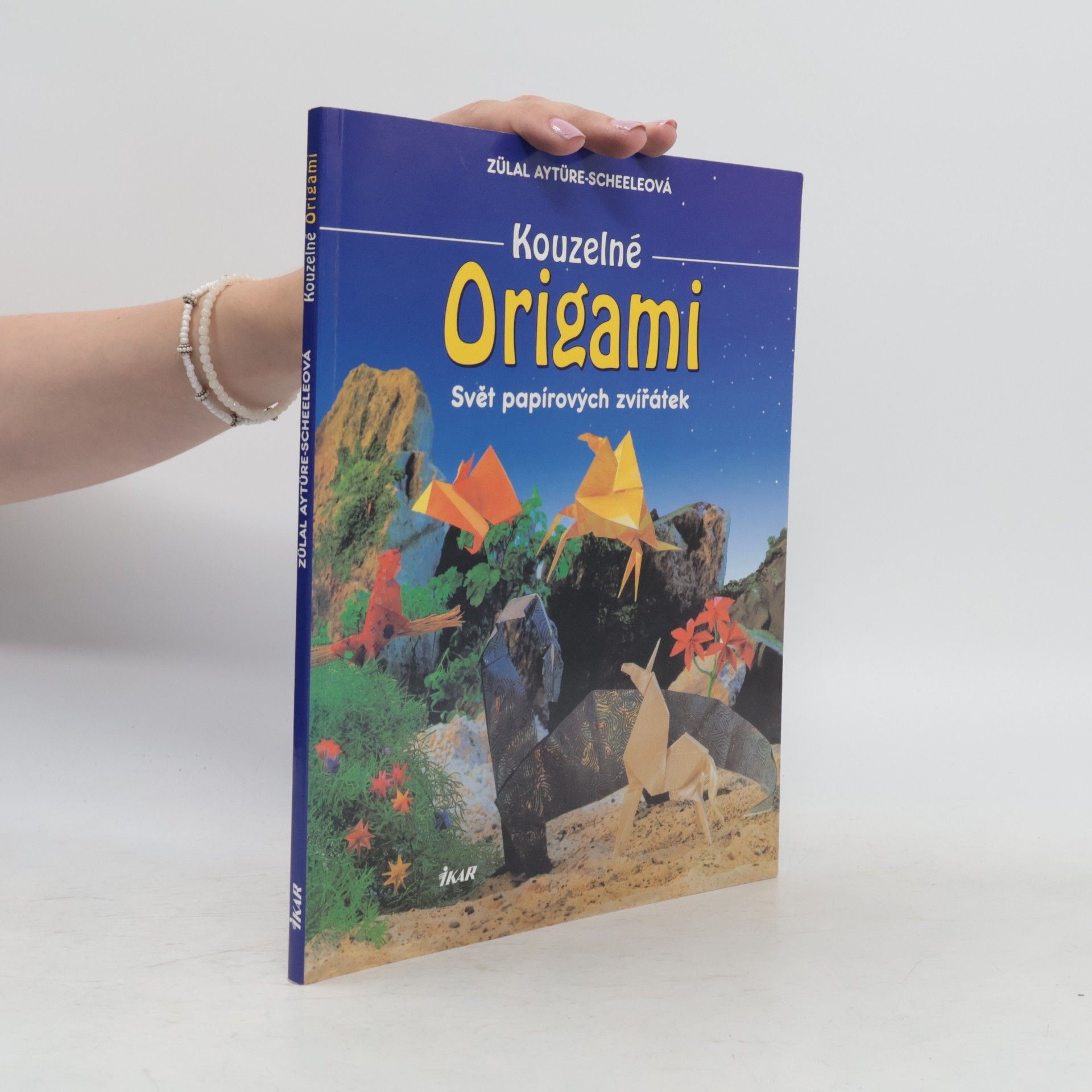 Zülal AytüreScheele Kouzelné origami: Svět papírových zvířátek