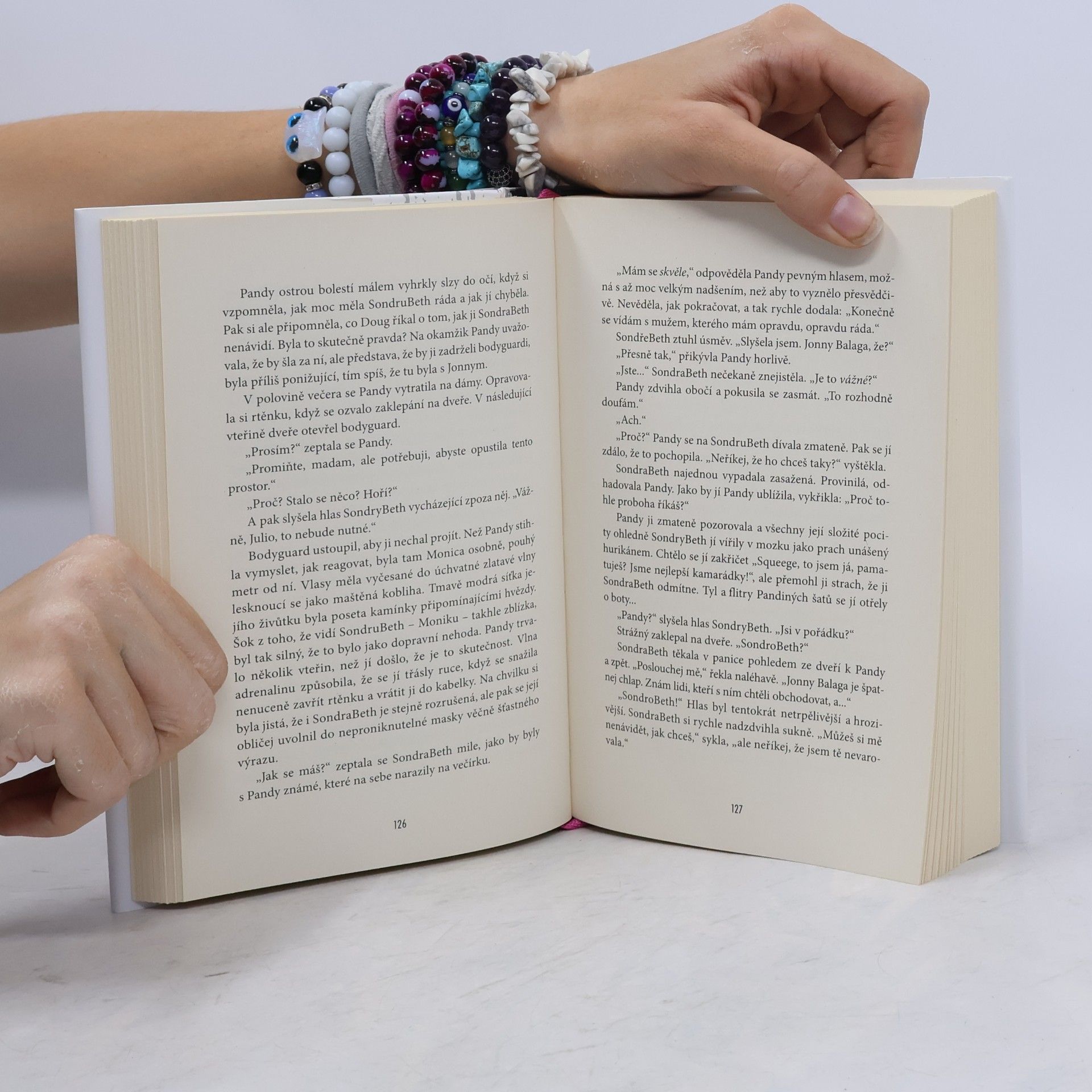 Candace Bushnell Jak zabít Moniku