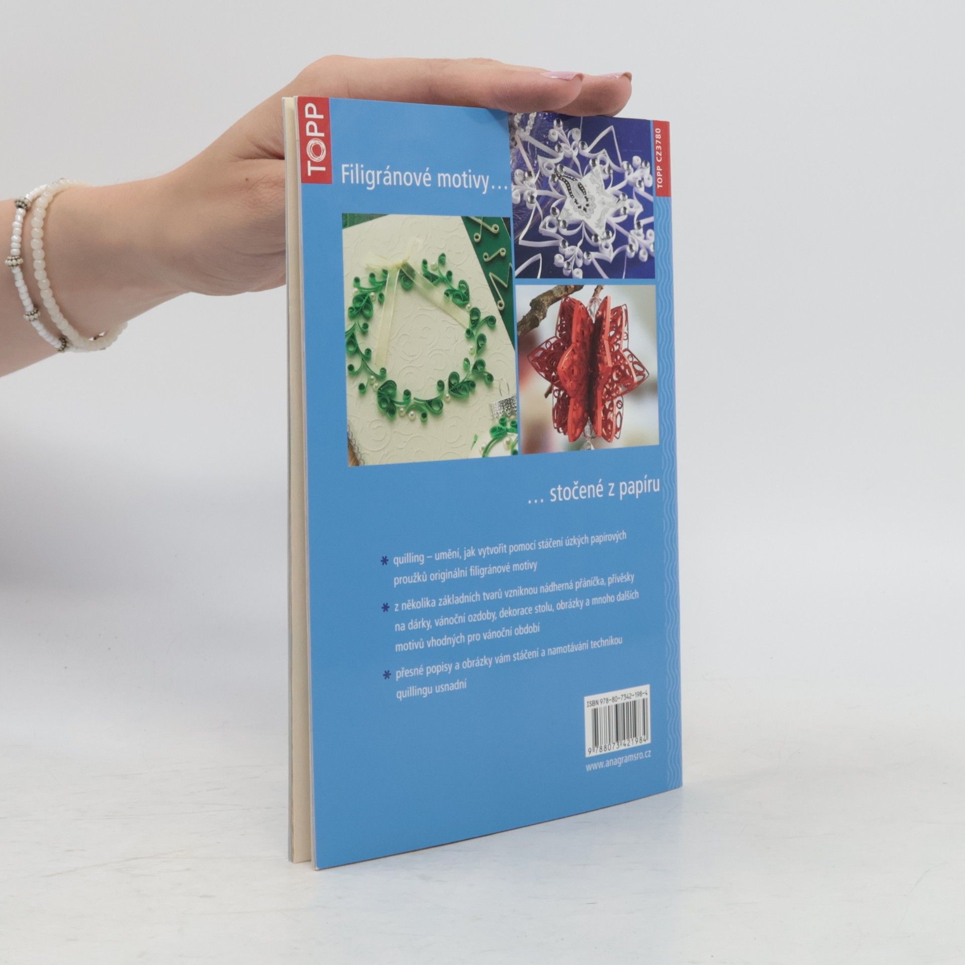 Gudrun Schmitt Vánoční quilling : filigrány z papírových proužků