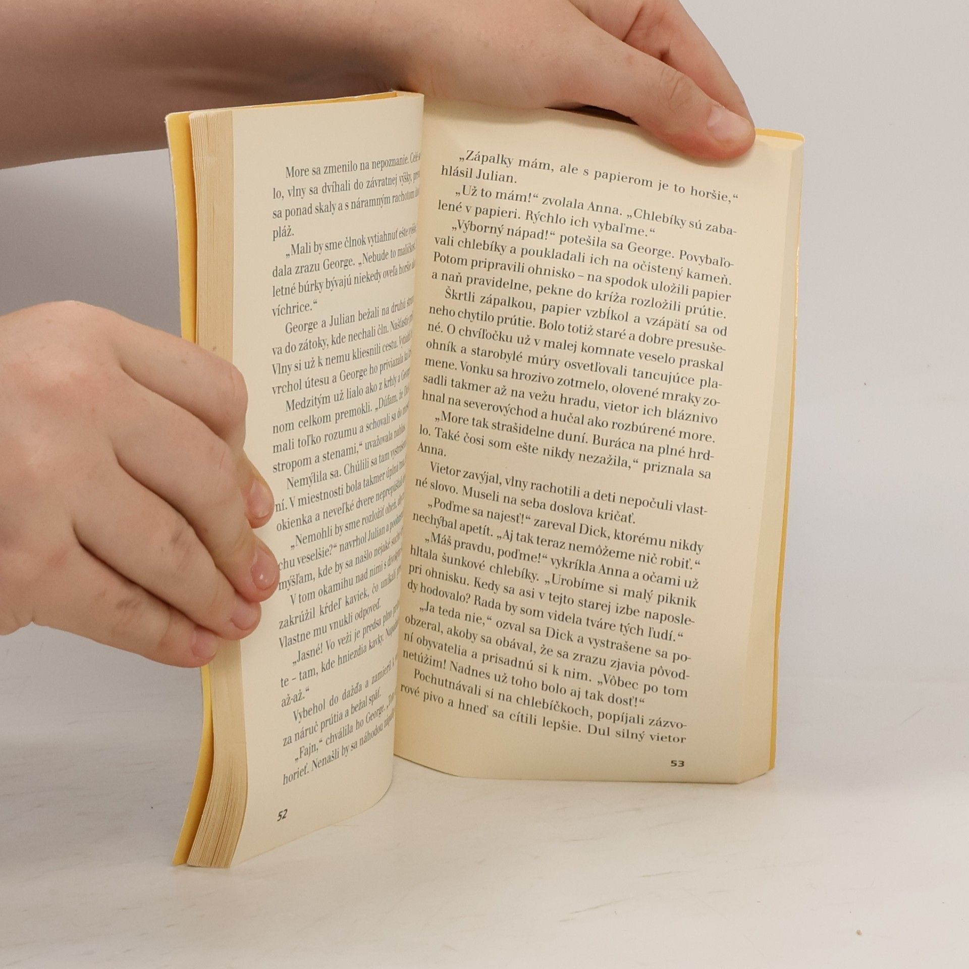 Enid Blyton Slávna 5 na ostrove pokladov