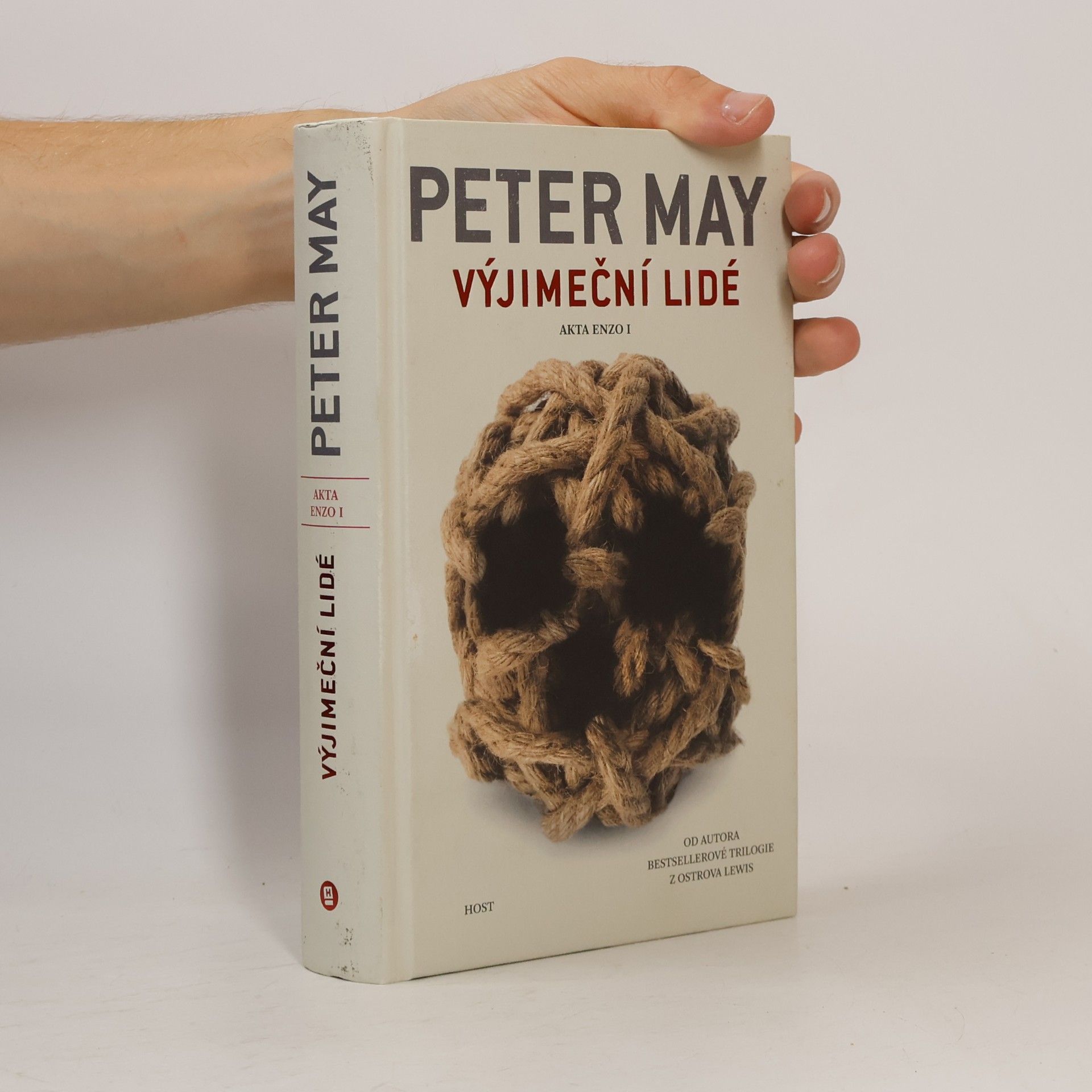 Peter May Výjimeční lidé. Akta Enzo I
