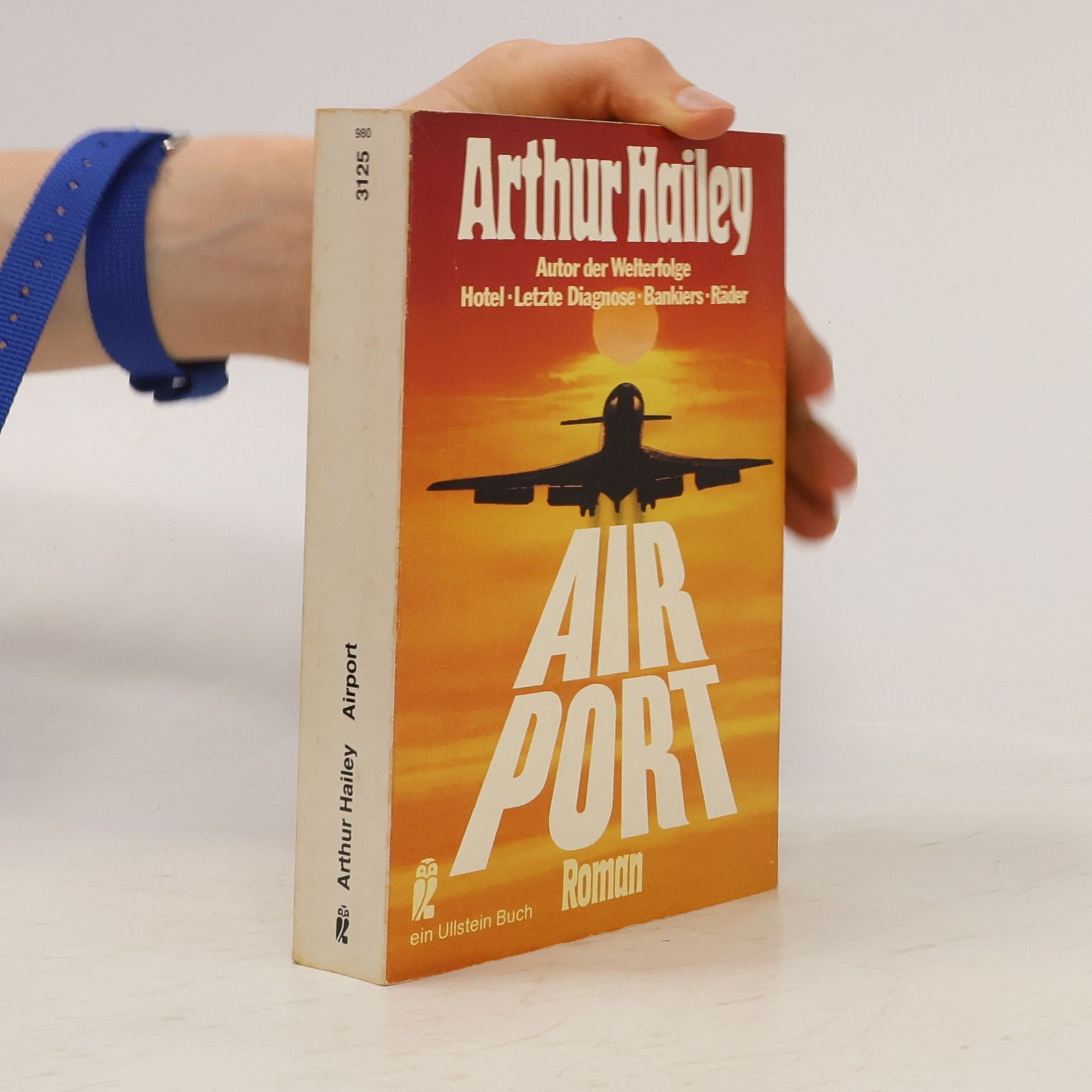 Arthur Hailey Airport