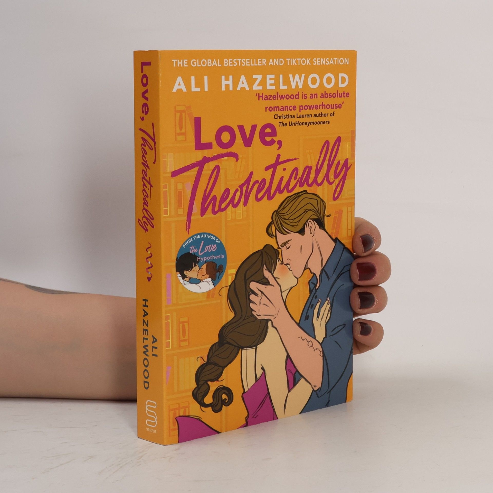 Ali Hazelwood Love, Theoretically