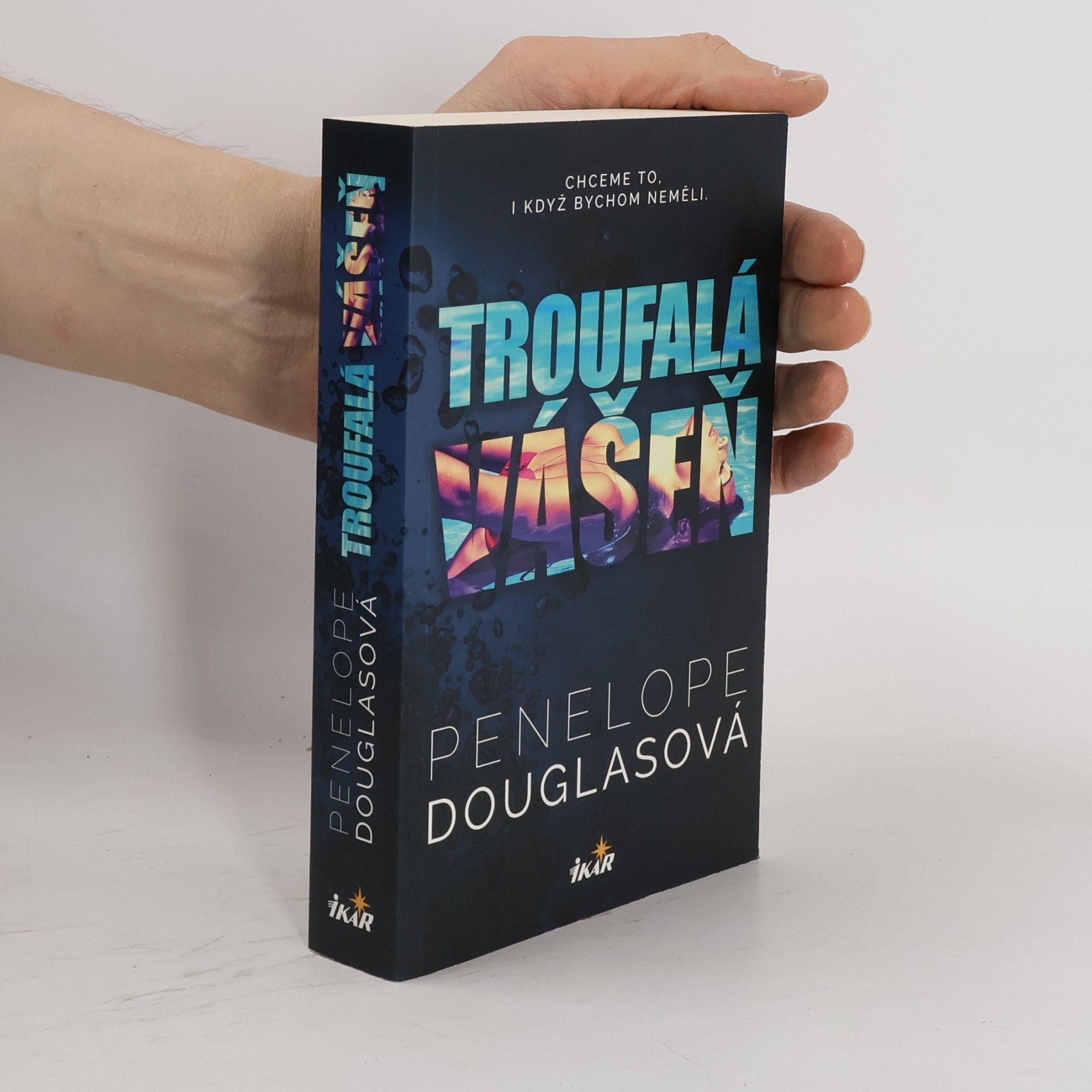 Penelope Douglas Troufalá vášeň
