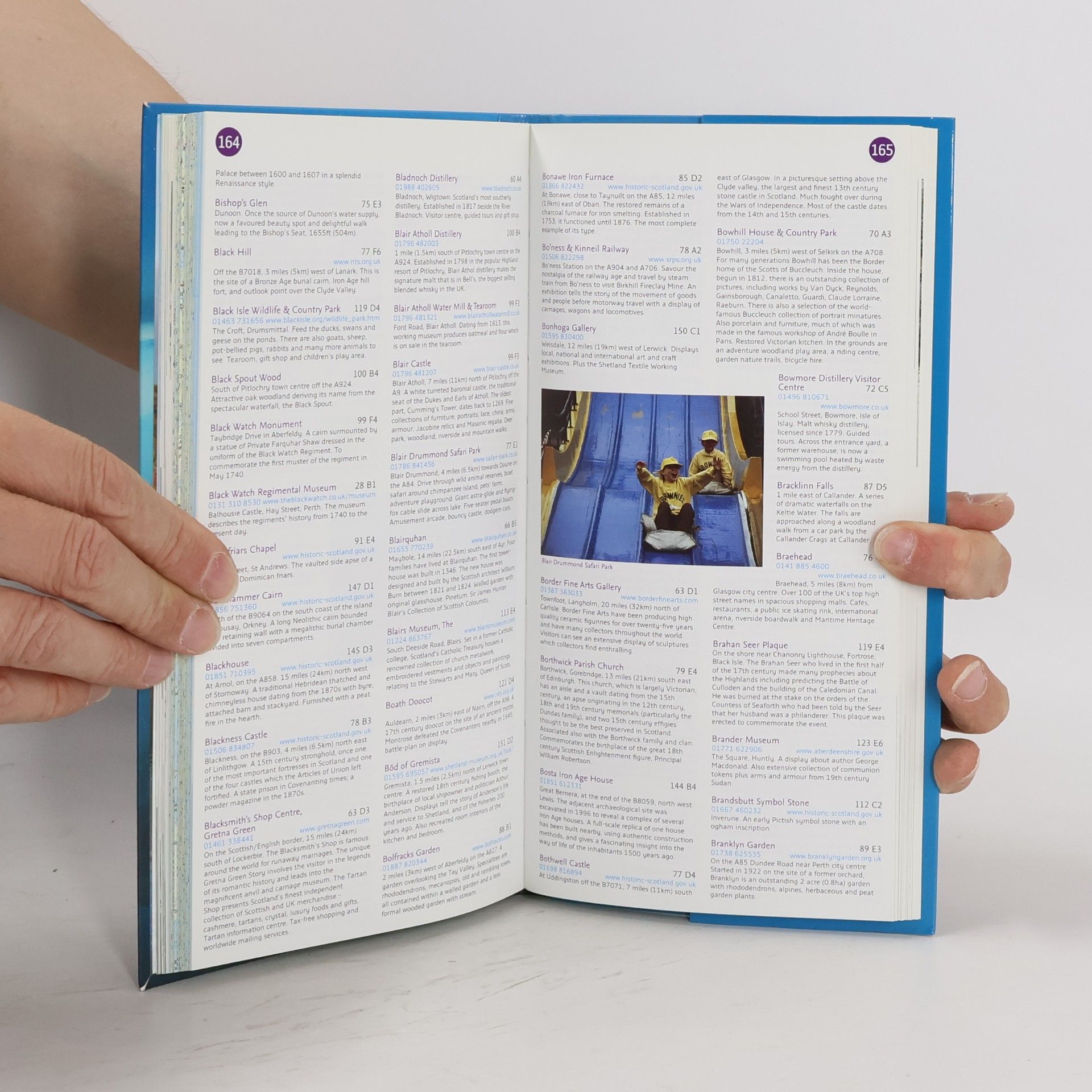 Kolektiv autorů Discovering Scotland - atlas and guide