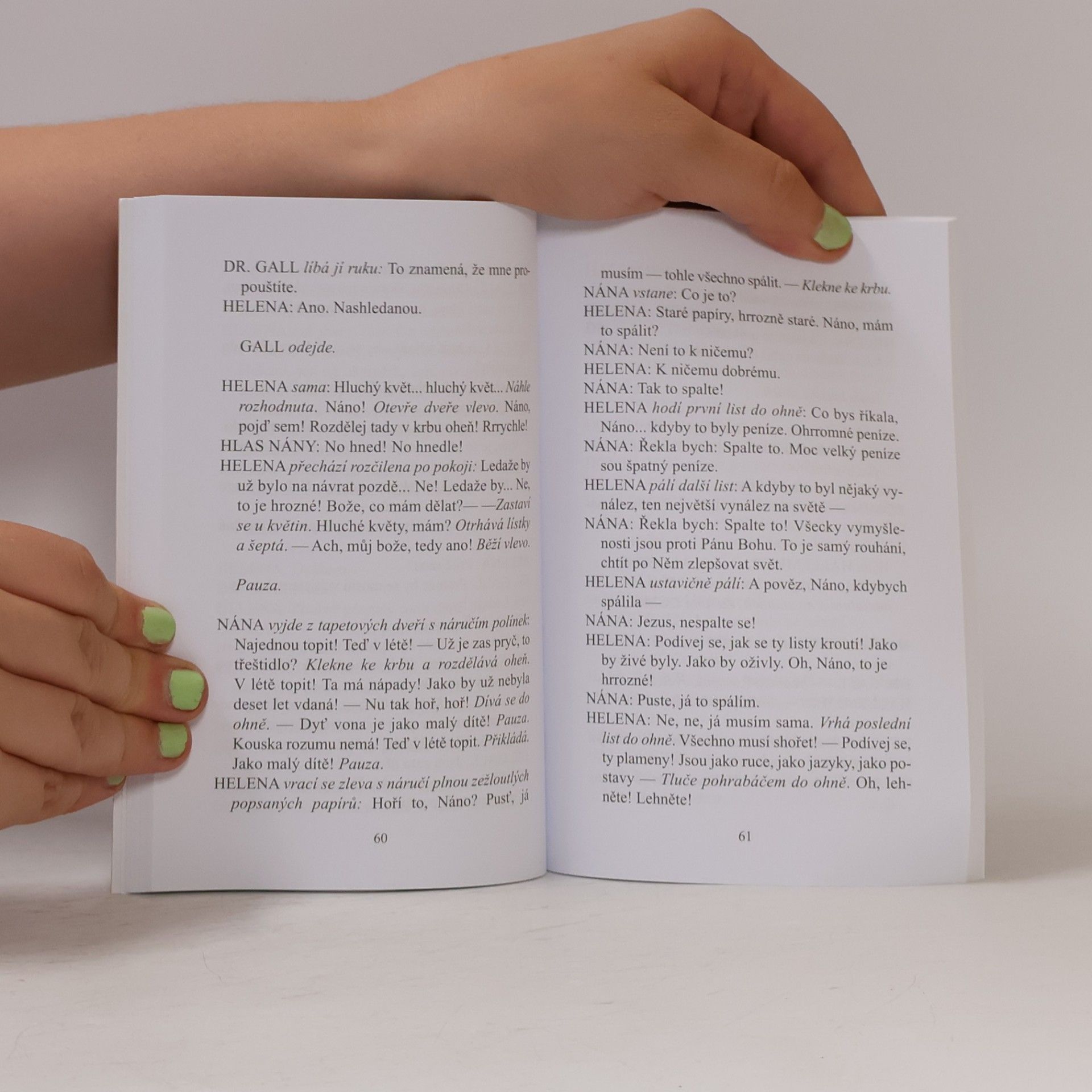 Karel Čapek R.U.R. : Rossumovi univerzální roboti