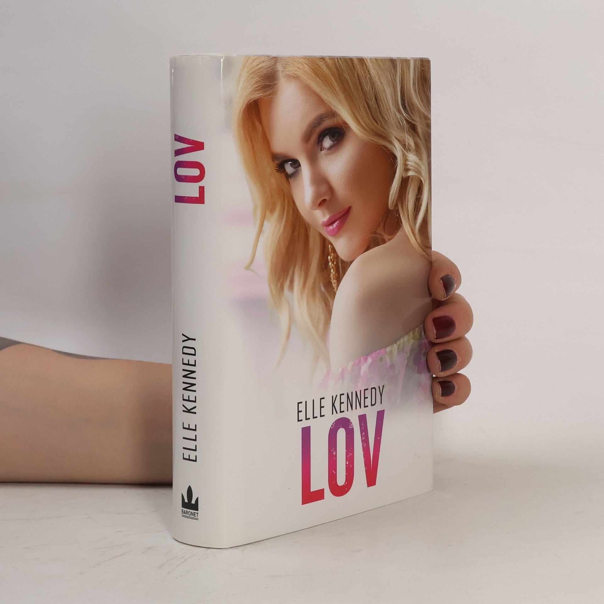 Elle Kennedy Lov