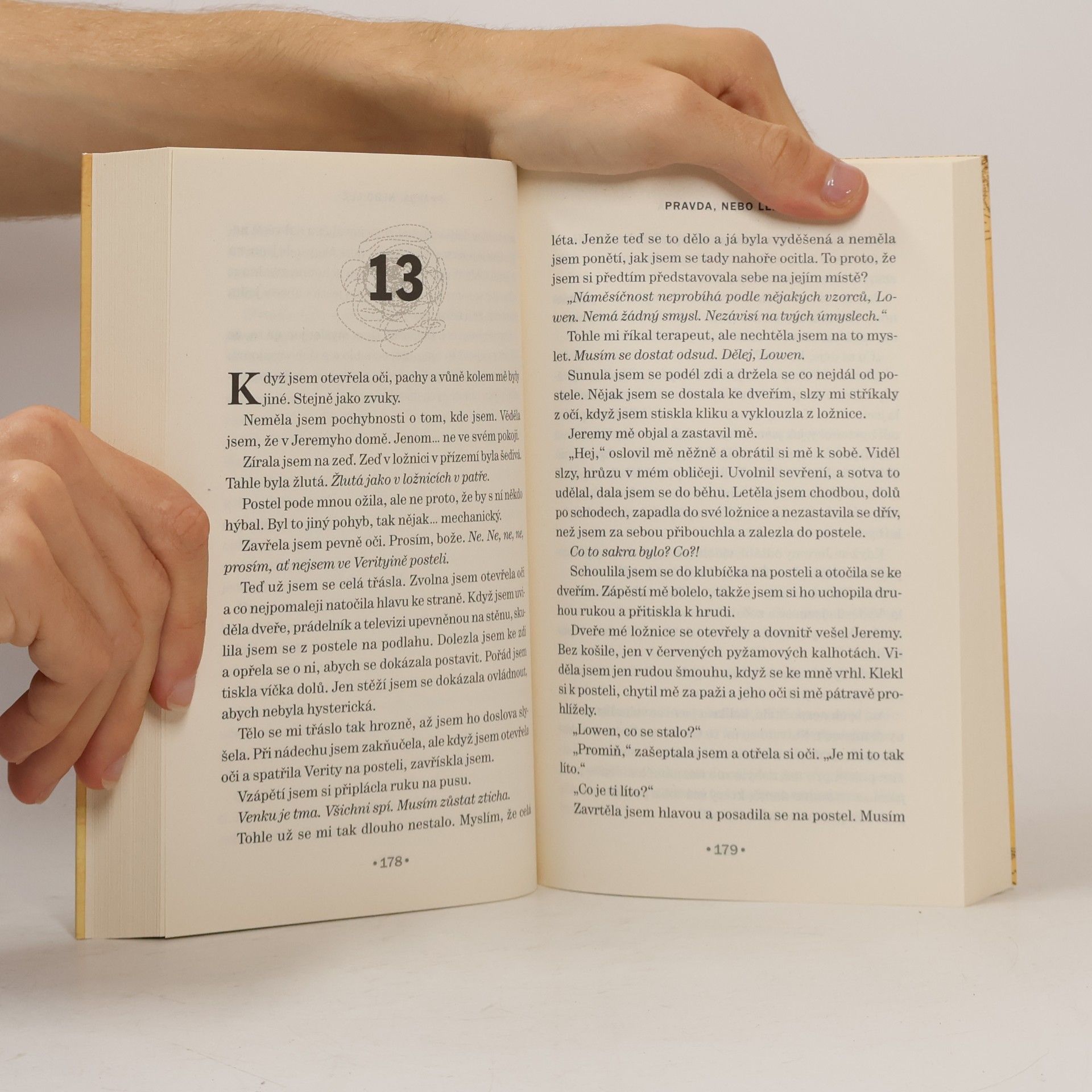 Colleen Hoover Pravda, nebo lež