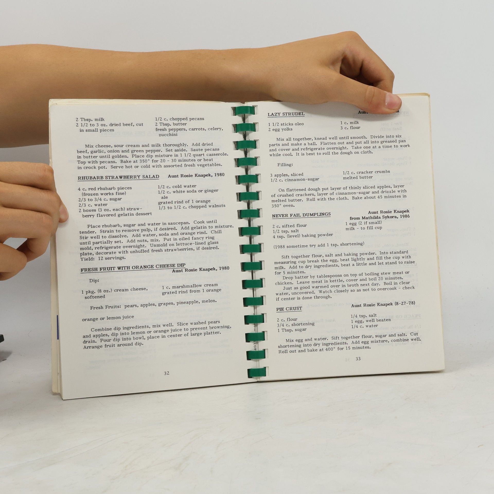 Various authors A Book of Favorite Recipes