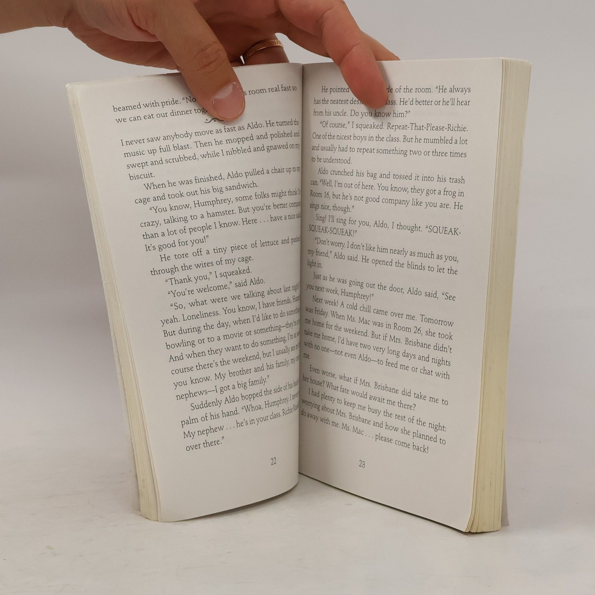 Betty G. Birney The World According to Humphrey