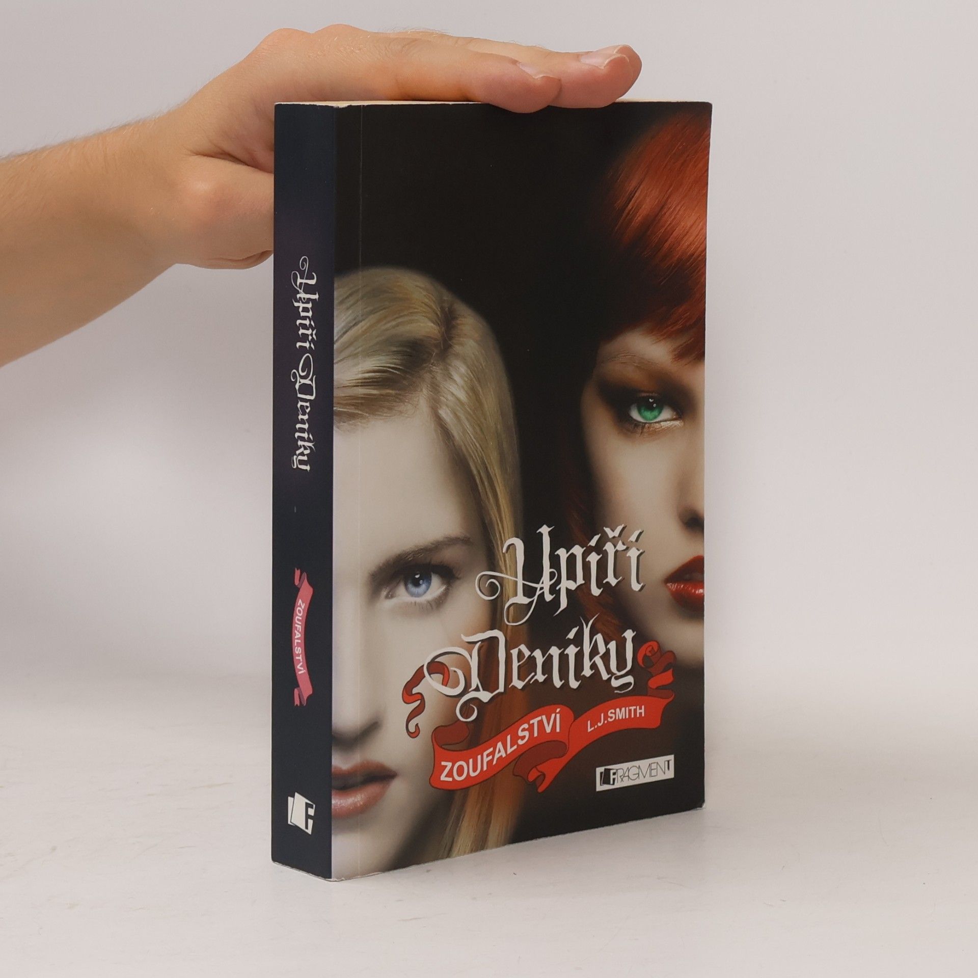 L. J. Smithová  Upíří deníky. Zoufalství