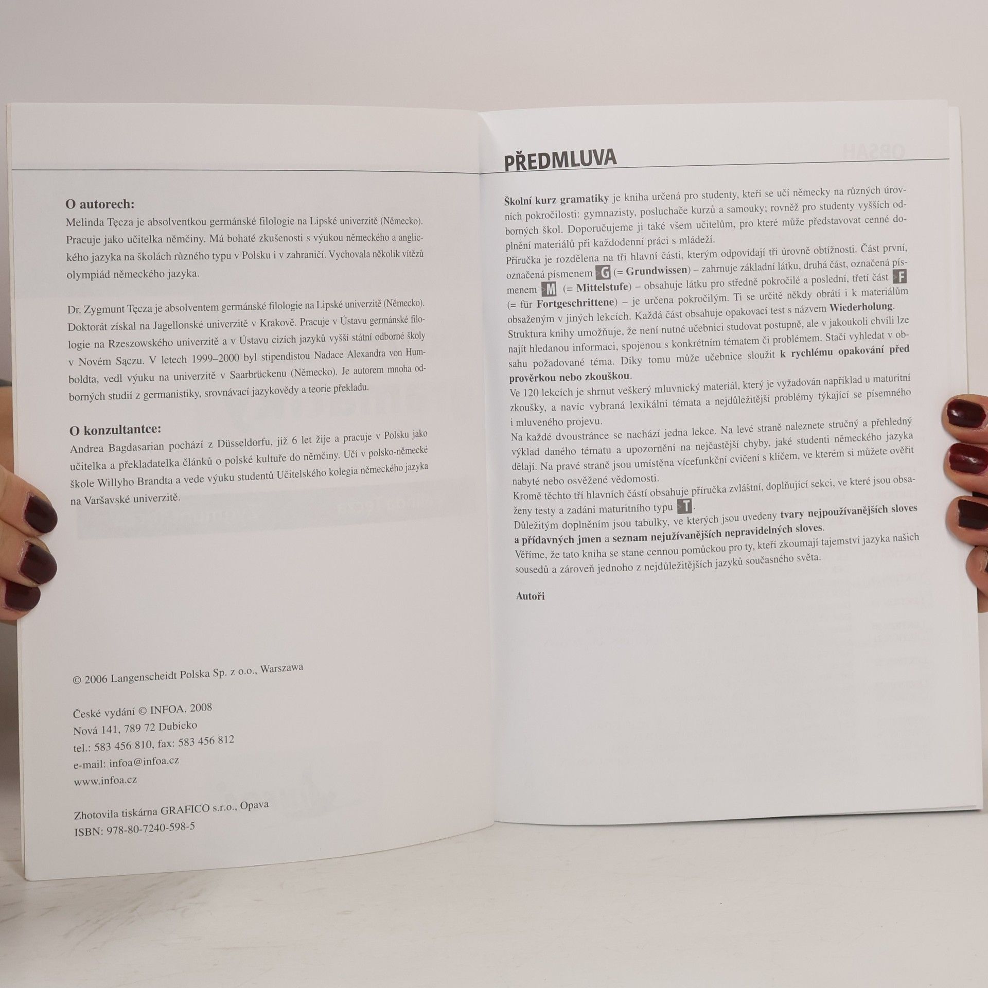 Autorenkollektiv Němčina. Školní kurz gramatiky