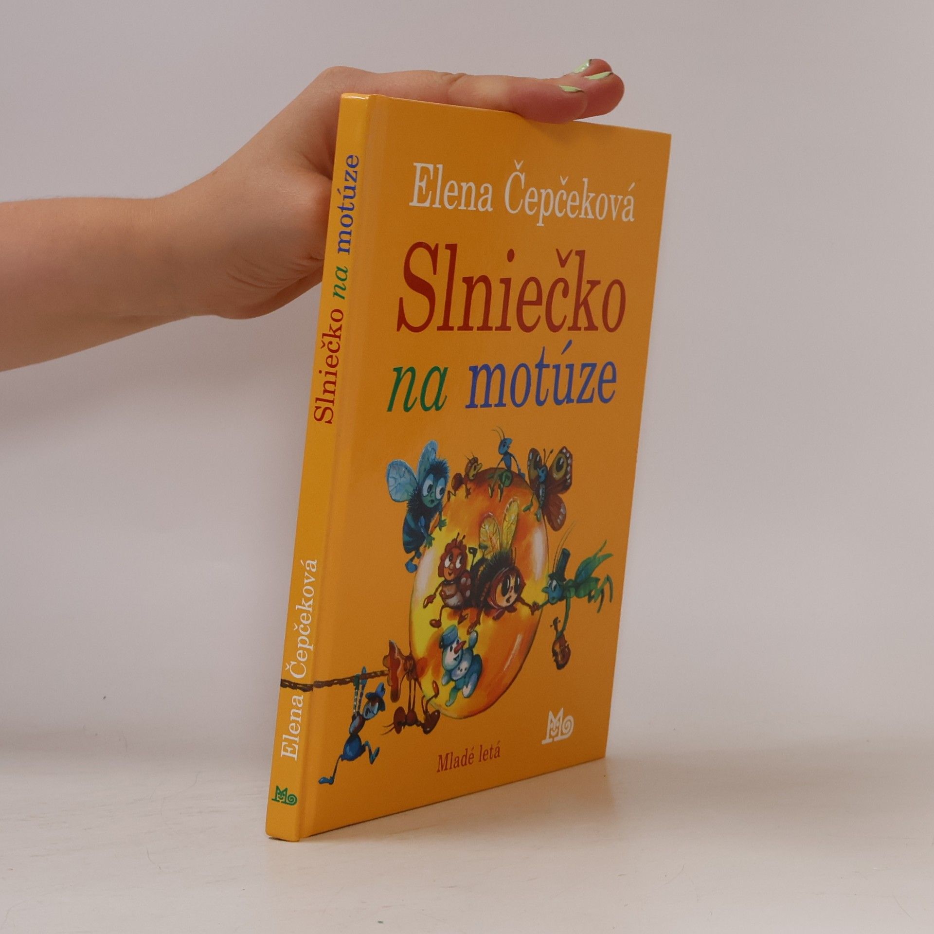 Elena Čepčeková Slniečko na motúze