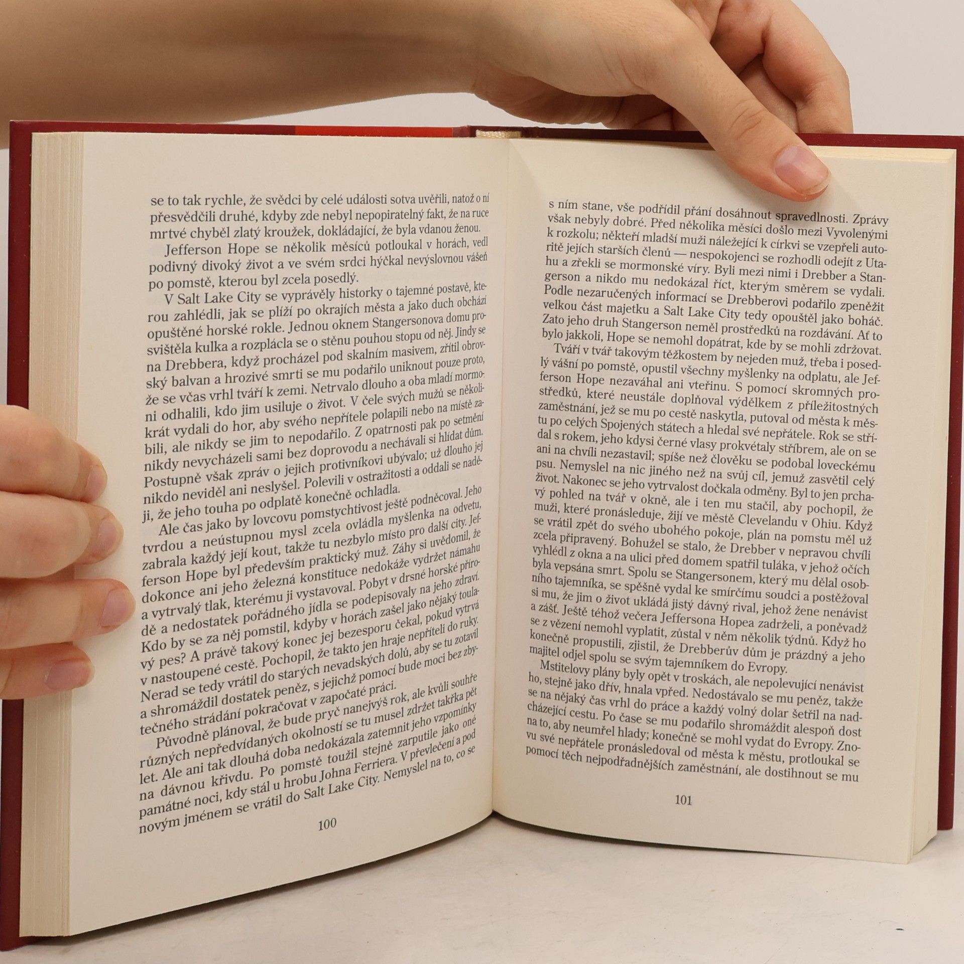 Arthur Conan Doyle Studie v šarlatové. Podpis čtyř.