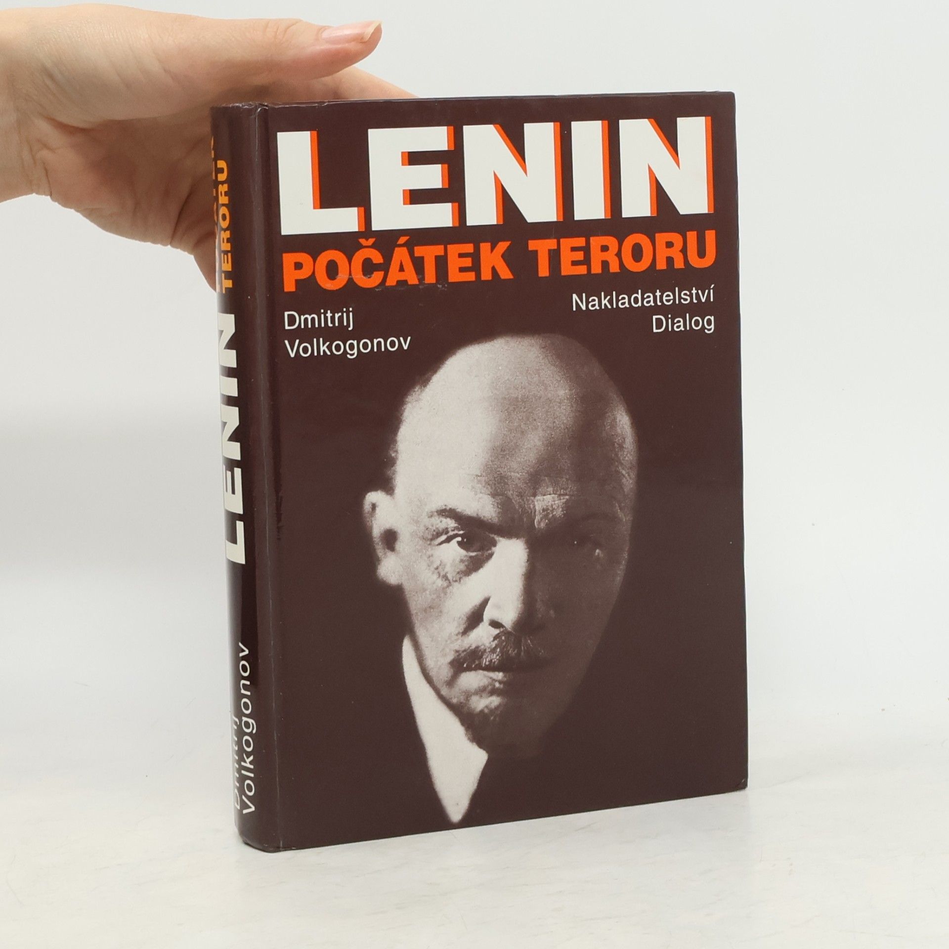 Lenin. Počátek teroru